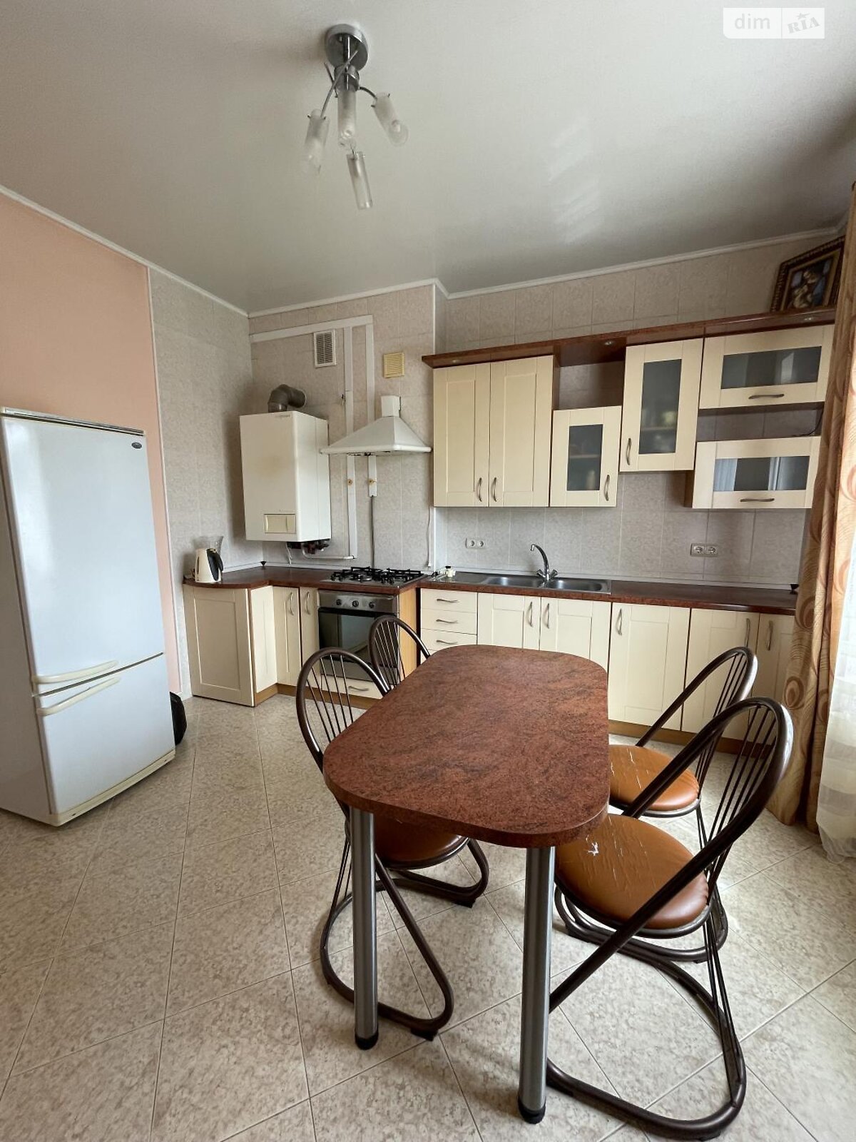 двухэтажный дом, 267.3 кв. м, кирпич. Продажа в Ровно район Центр фото 1 двухэтажный дом, 267.3 кв. м, кирпич. Продажа в Ровно район Центр фото 1
