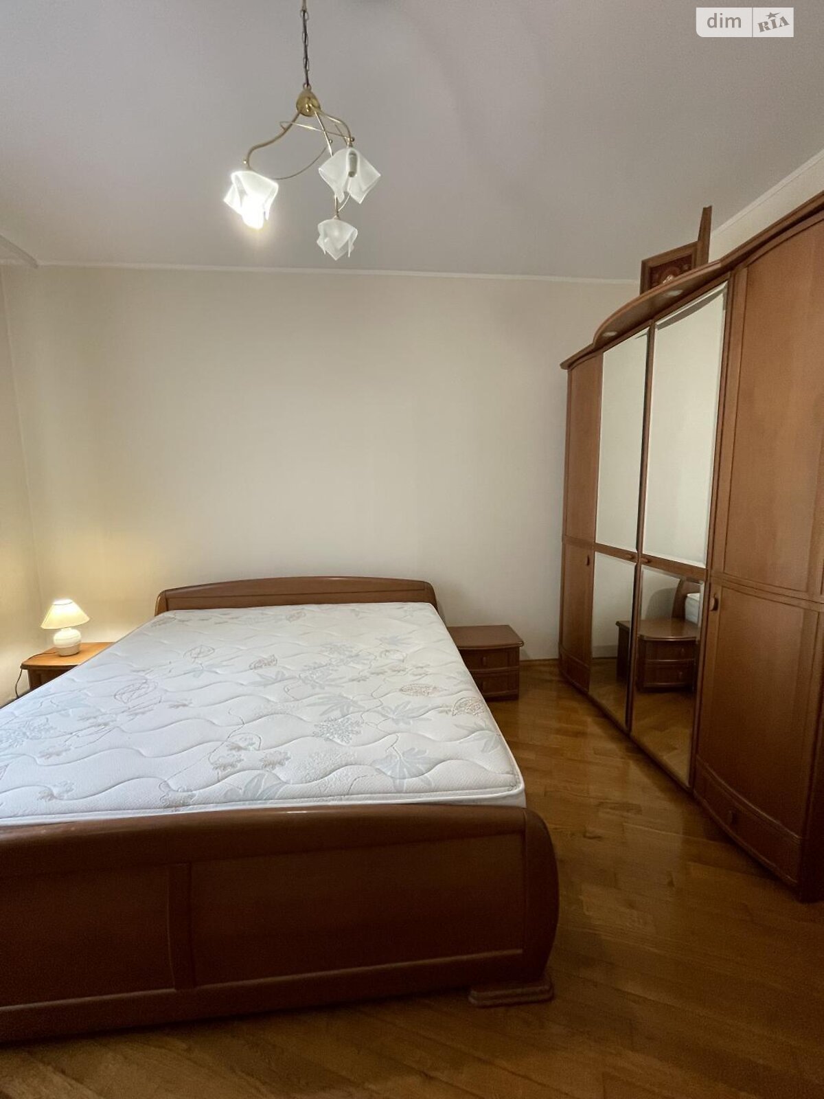 двухэтажный дом, 267.3 кв. м, кирпич. Продажа в Ровно район Центр фото 1 двухэтажный дом, 267.3 кв. м, кирпич. Продажа в Ровно район Центр фото 1