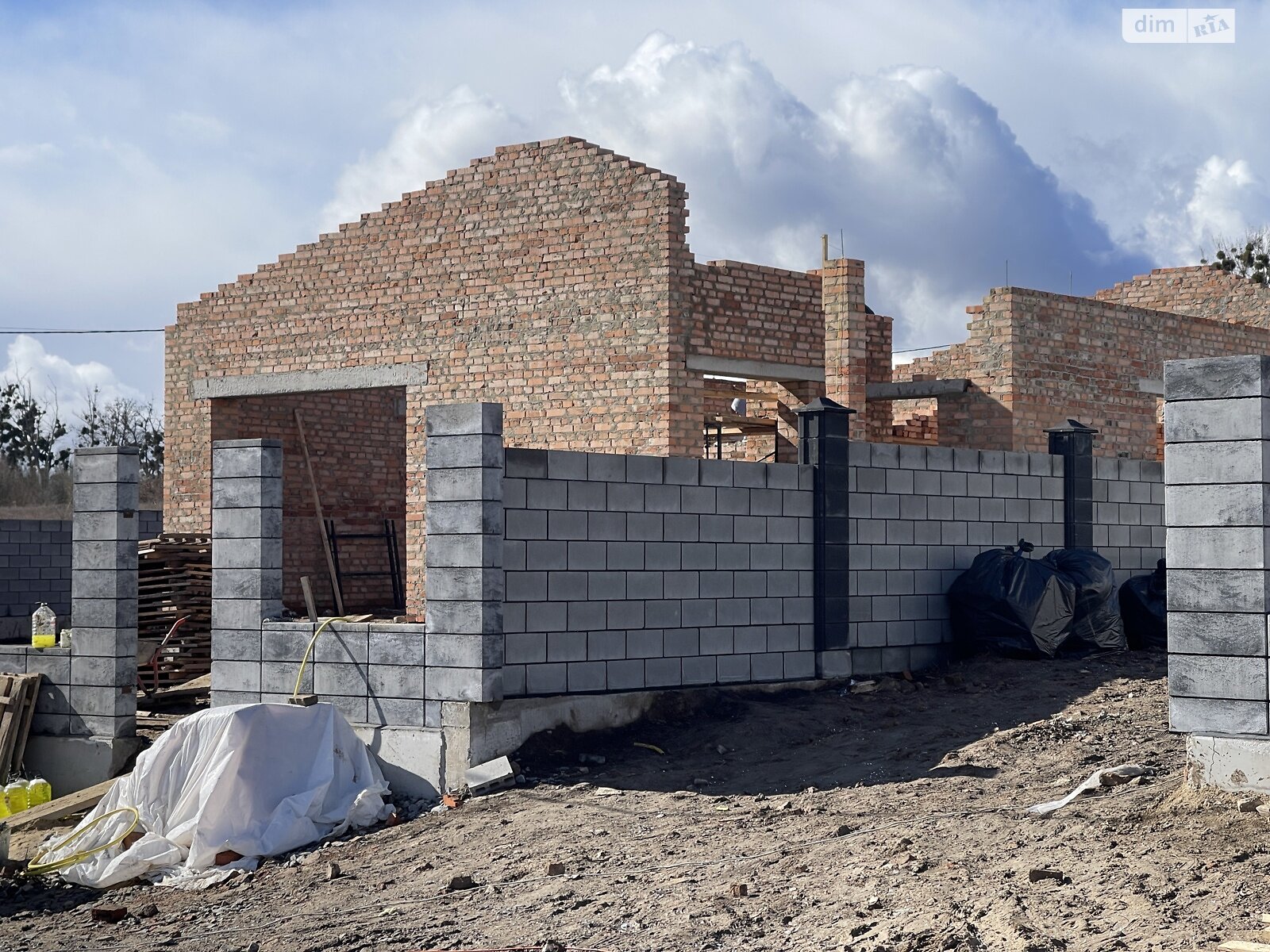 одноповерховий будинок, 99 кв. м, цегла. Продаж в Рівному, район Тинне фото 1 одноповерховий будинок, 99 кв. м, цегла. Продаж в Рівному, район Тинне фото 1