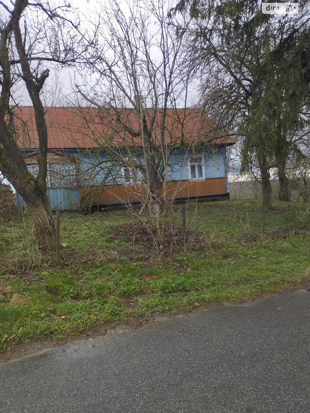 одноэтажный дом, 72 кв. м, дерево и кирпич. Продажа в Ровно фото 1