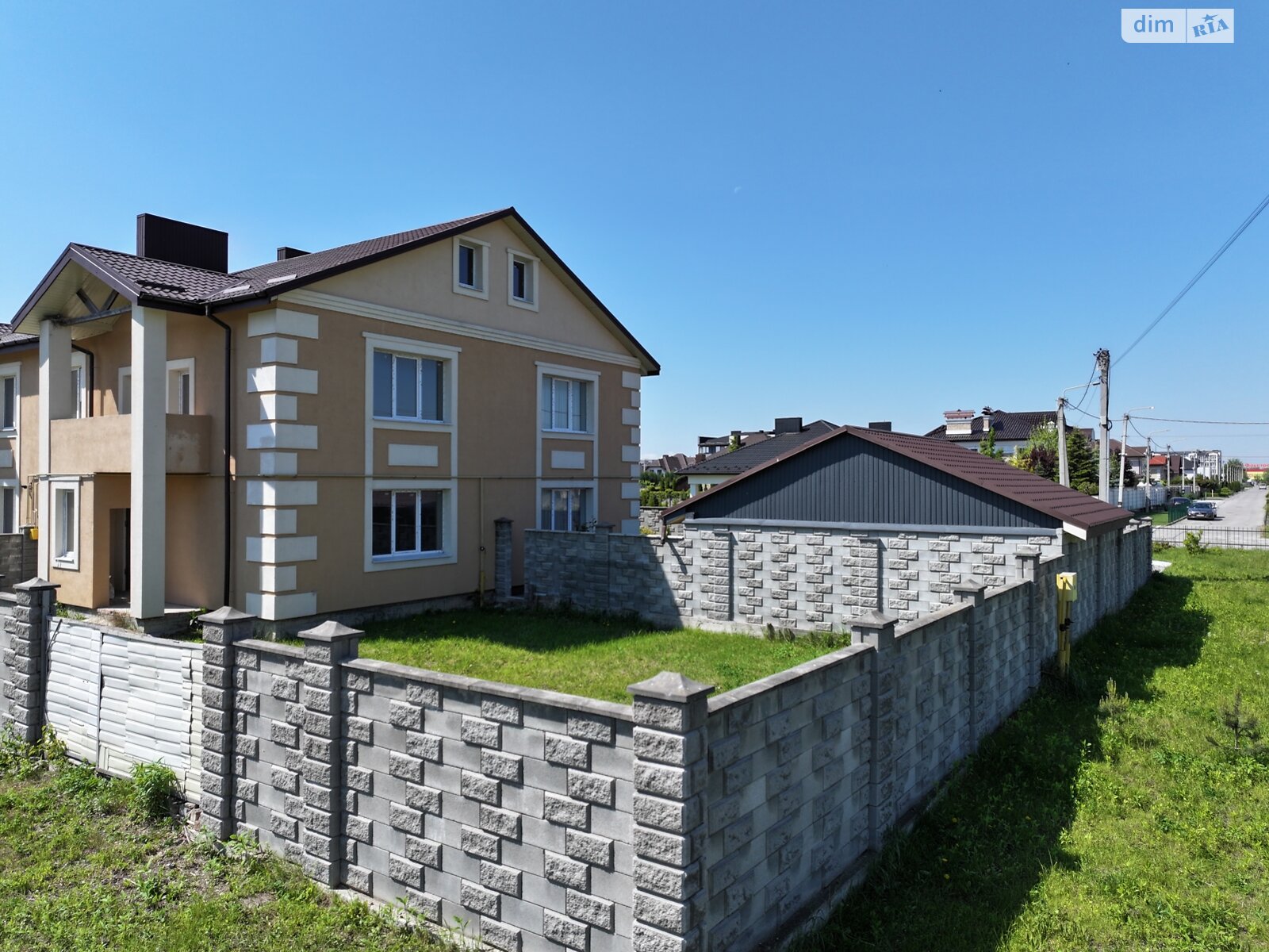 двоповерховий будинок з балконом, 123.8 кв. м, цегла. Продаж у Рівному фото 1 двоповерховий будинок з балконом, 123.8 кв. м, цегла. Продаж у Рівному фото 1