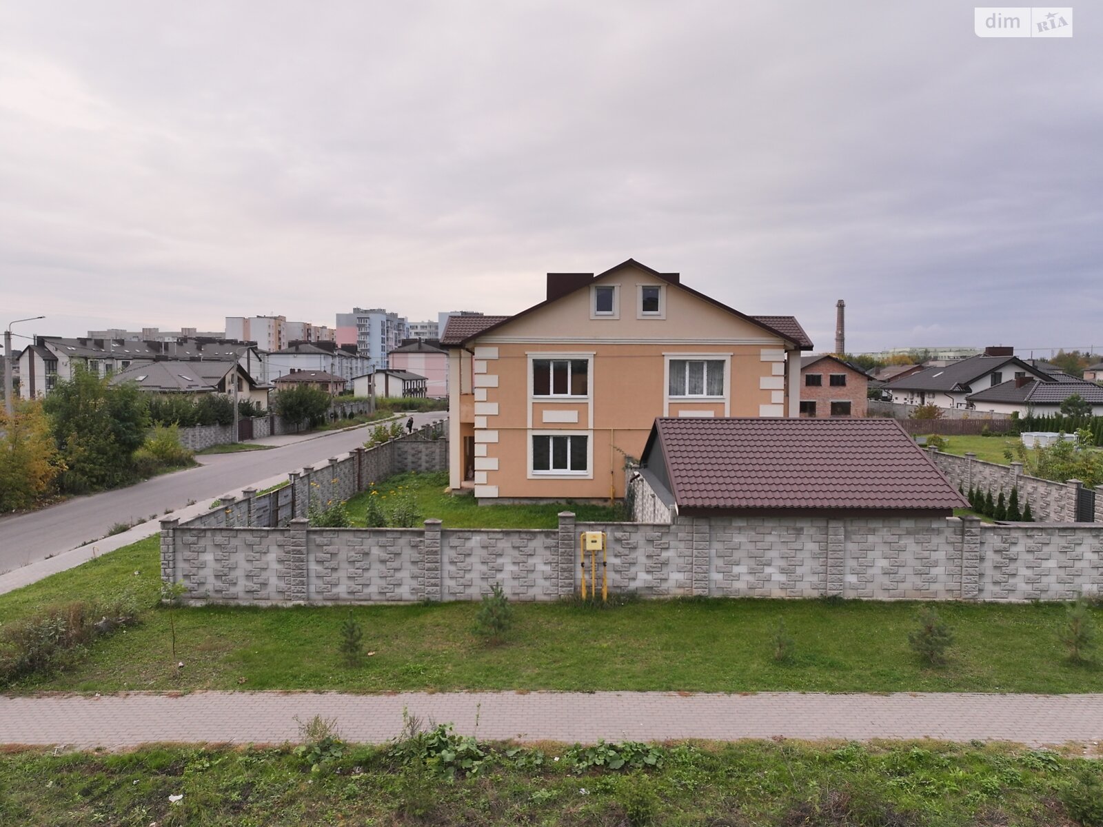 двоповерховий будинок з опаленням, 123.8 кв. м, цегла. Продаж в Рівному фото 1 двоповерховий будинок з опаленням, 123.8 кв. м, цегла. Продаж в Рівному фото 1