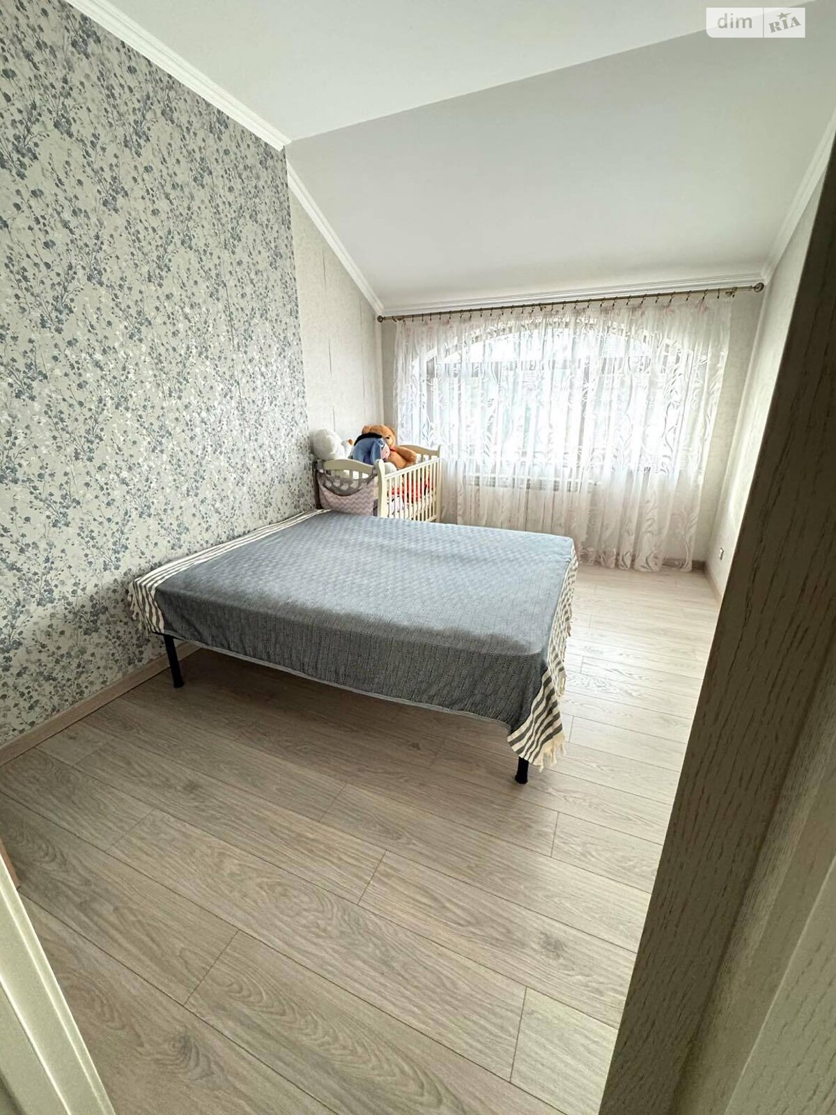 двухэтажный дом с гаражом, 197.7 кв. м, кирпич. Продажа в Ровно фото 1