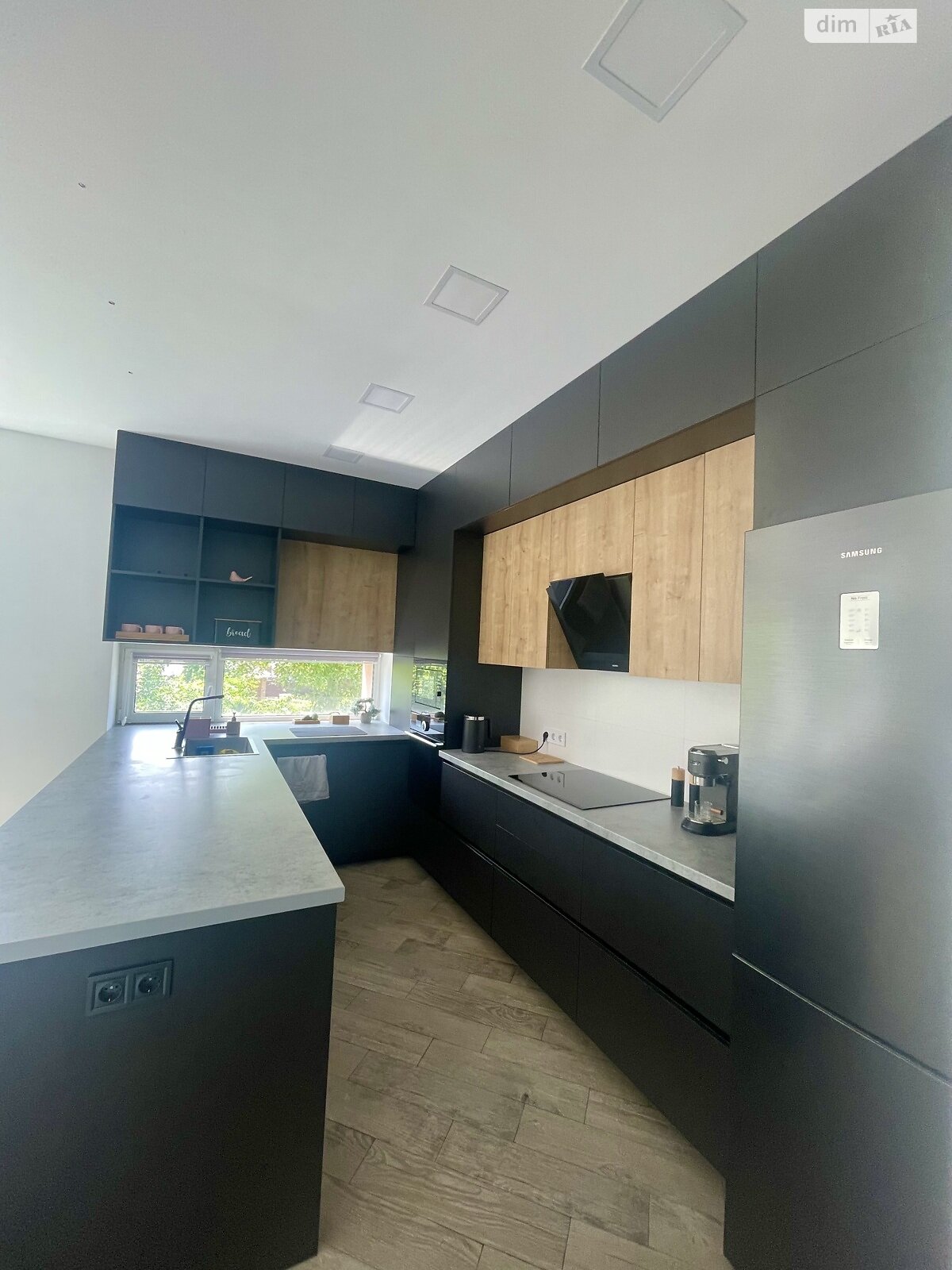 двоповерховий будинок з гаражем, 213.2 кв. м, цегла. Продаж в Рівному, район Південний фото 1 двоповерховий будинок з гаражем, 213.2 кв. м, цегла. Продаж в Рівному, район Південний фото 1