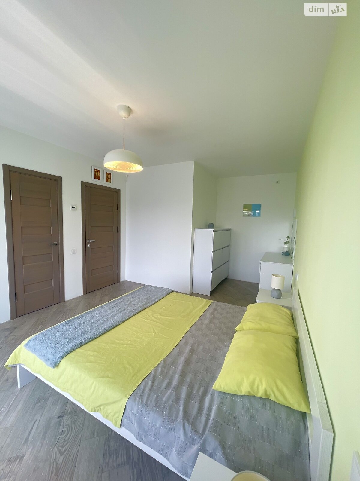 двоповерховий будинок з гаражем, 213.2 кв. м, цегла. Продаж в Рівному, район Південний фото 1 двоповерховий будинок з гаражем, 213.2 кв. м, цегла. Продаж в Рівному, район Південний фото 1