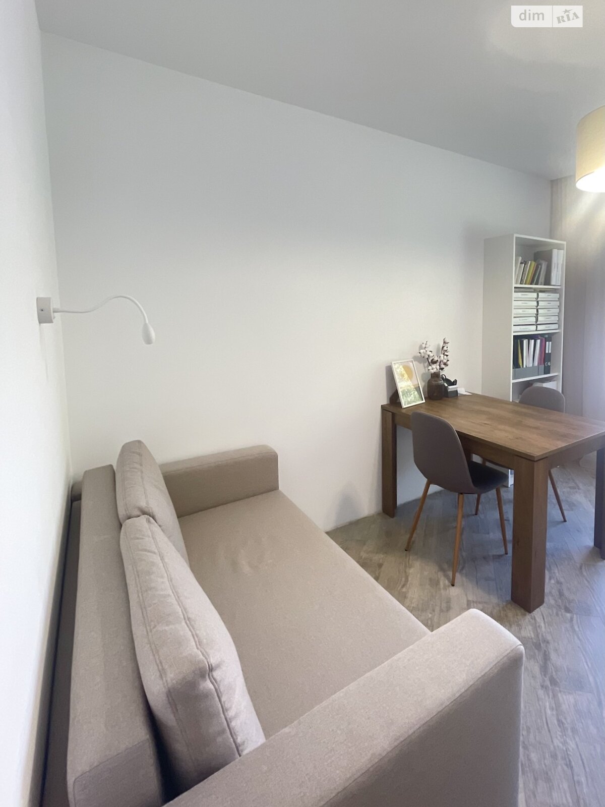 двоповерховий будинок з гаражем, 213.2 кв. м, цегла. Продаж в Рівному, район Південний фото 1 двоповерховий будинок з гаражем, 213.2 кв. м, цегла. Продаж в Рівному, район Південний фото 1