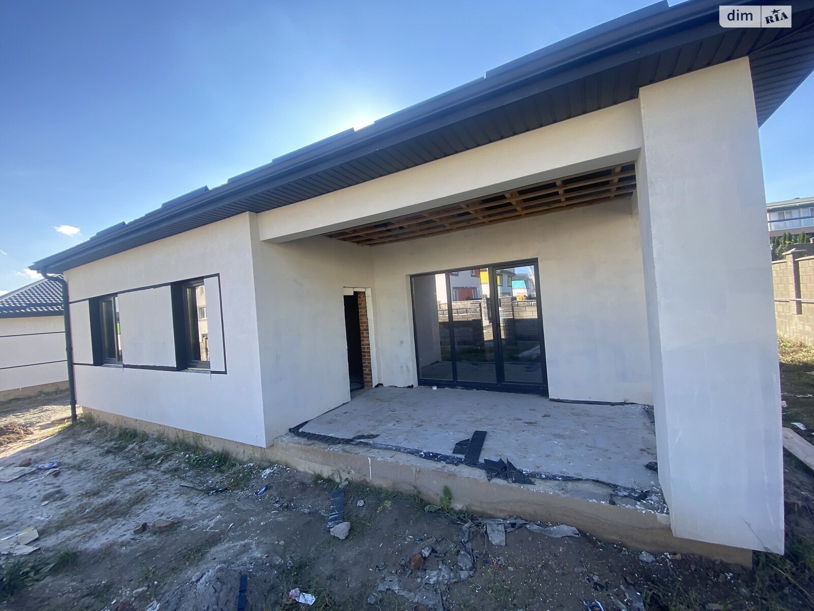 одноповерховий будинок з гаражем, 105 кв. м, кирпич. Продаж в Рівному, район Ювілейний фото 1 одноповерховий будинок з гаражем, 105 кв. м, кирпич. Продаж в Рівному, район Ювілейний фото 1
