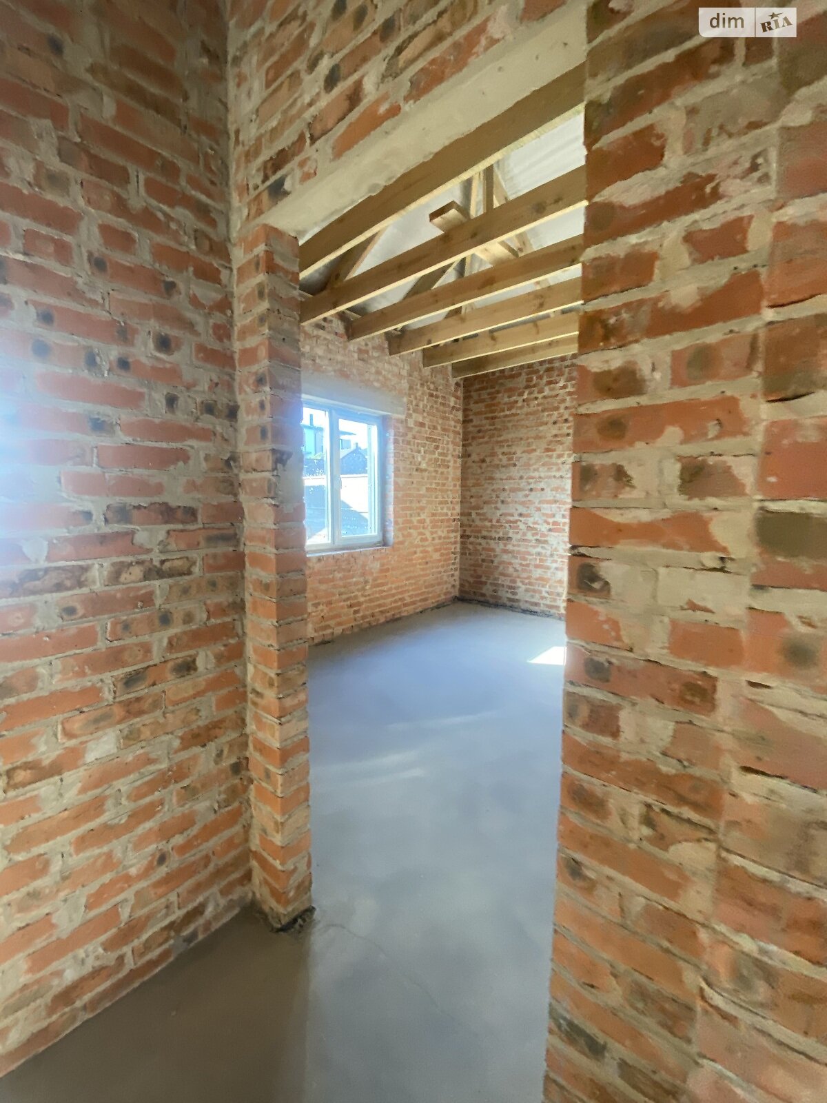 одноповерховий будинок з гаражем, 105 кв. м, кирпич. Продаж в Рівному, район Ювілейний фото 1 одноповерховий будинок з гаражем, 105 кв. м, кирпич. Продаж в Рівному, район Ювілейний фото 1