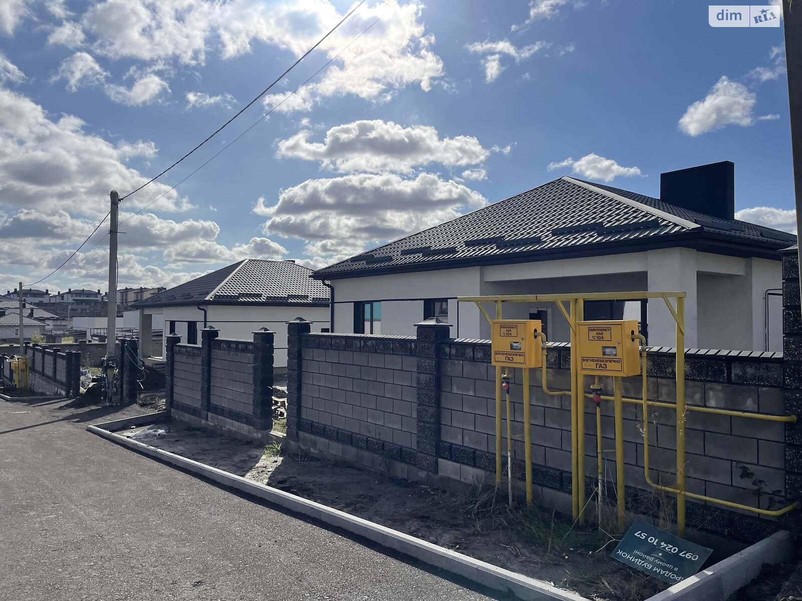 одноповерховий будинок, 110 кв. м, кирпич. Продаж в Рівному, район Ювілейний фото 1 одноповерховий будинок, 110 кв. м, кирпич. Продаж в Рівному, район Ювілейний фото 1