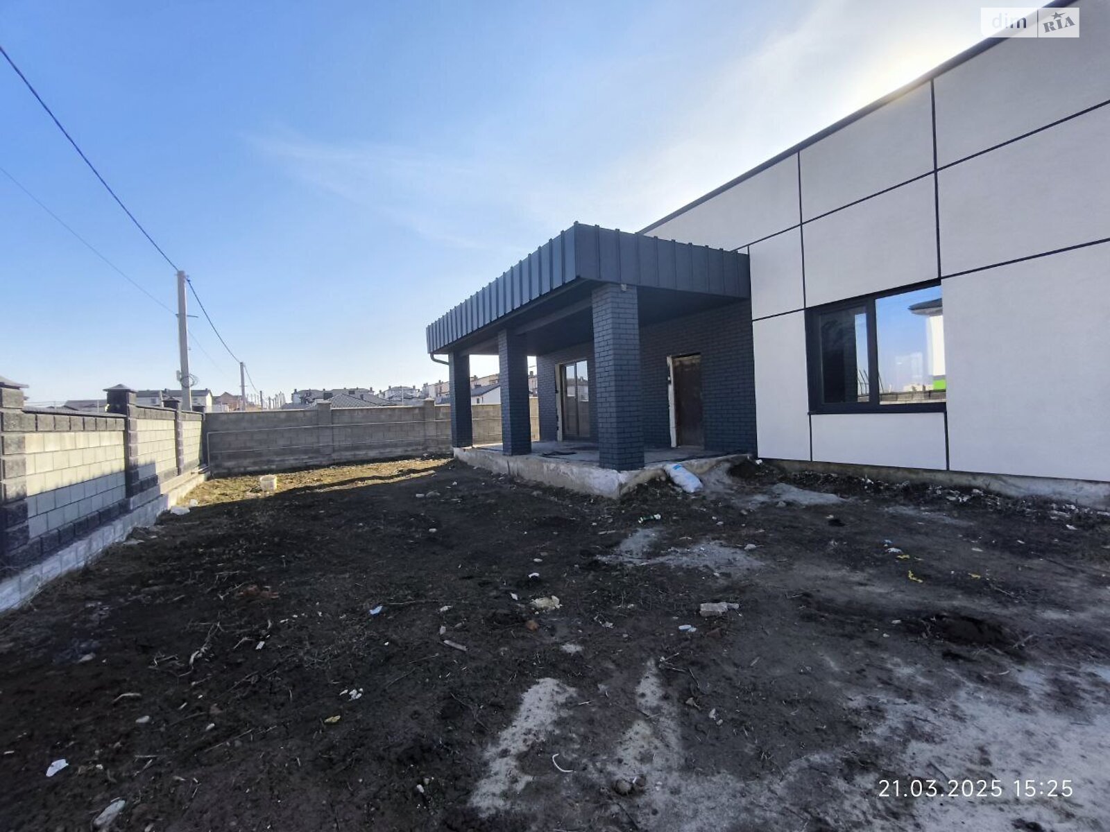 одноэтажный дом, 181 кв. м, кирпич. Продажа в Ровно район Ювилейный фото 1 одноэтажный дом, 181 кв. м, кирпич. Продажа в Ровно район Ювилейный фото 1