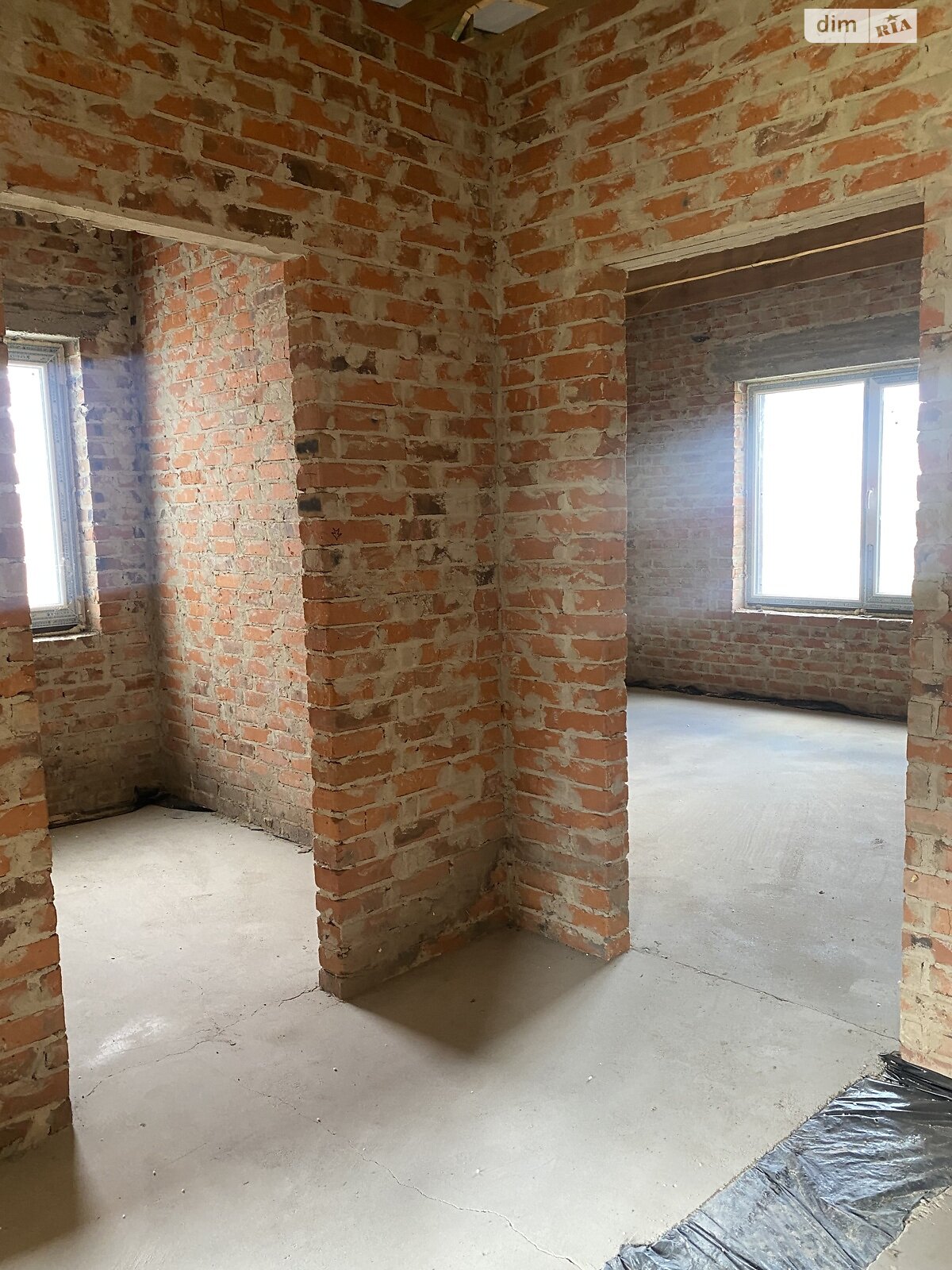 одноповерховий будинок, 105 кв. м, кирпич. Продаж в Рівному, район Ювілейний фото 1 одноповерховий будинок, 105 кв. м, кирпич. Продаж в Рівному, район Ювілейний фото 1