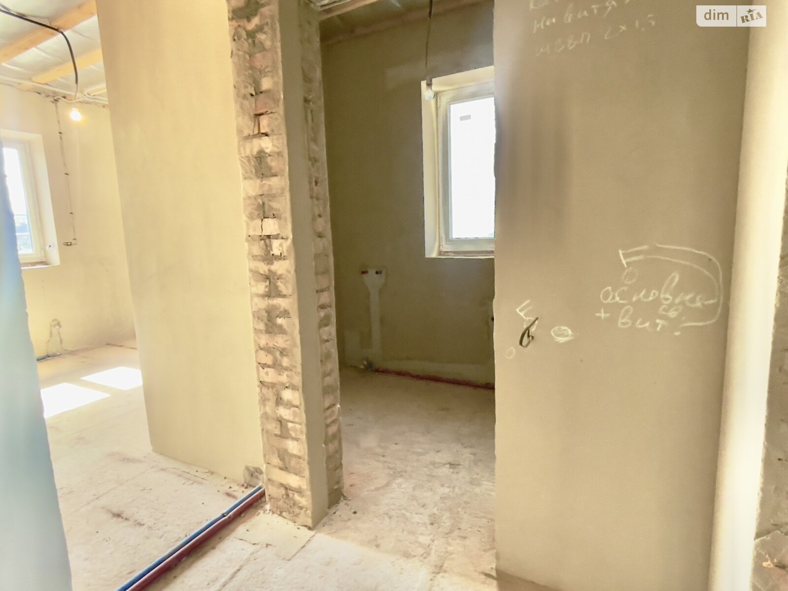 одноэтажный дом, 96 кв. м, кирпич. Продажа в Ровно район Ювилейный фото 1 одноэтажный дом, 96 кв. м, кирпич. Продажа в Ровно район Ювилейный фото 1