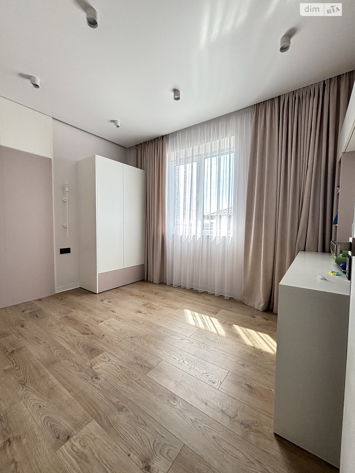 одноповерховий будинок, 77 кв. м, цегла. Продаж в Рівному, район Ювілейний фото 1 одноповерховий будинок, 77 кв. м, цегла. Продаж в Рівному, район Ювілейний фото 1