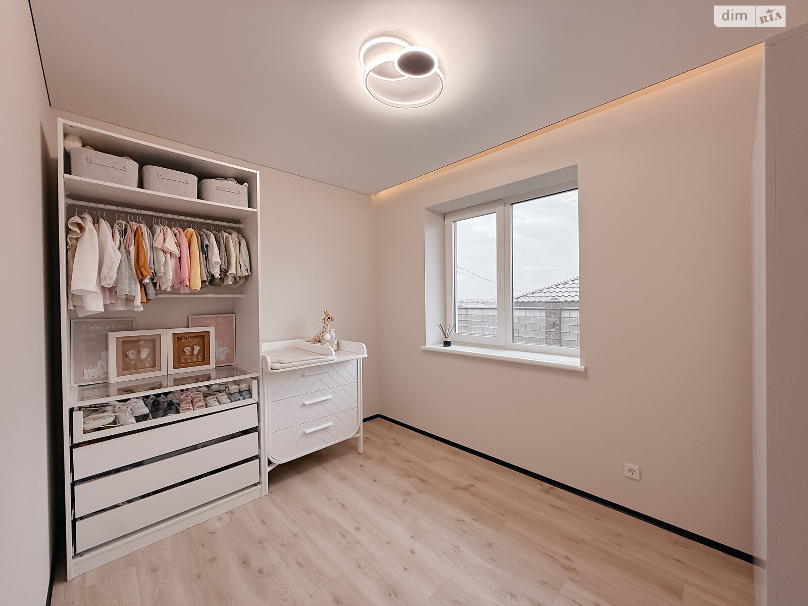 одноповерховий будинок з ремонтом, 78 кв. м, цегла. Продаж в Рівному, район Ювілейний фото 1 одноповерховий будинок з ремонтом, 78 кв. м, цегла. Продаж в Рівному, район Ювілейний фото 1