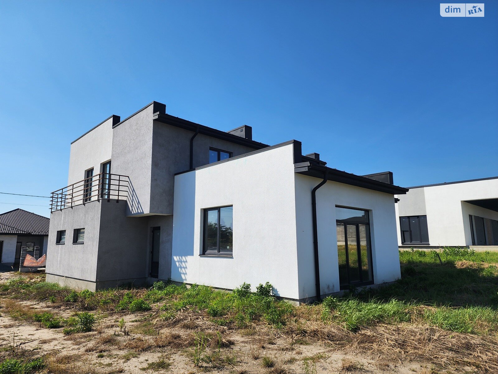 двухэтажный дом с балконом, 200 кв. м, кирпич. Продажа в Ровно район Ювилейный фото 1 двухэтажный дом с балконом, 200 кв. м, кирпич. Продажа в Ровно район Ювилейный фото 1