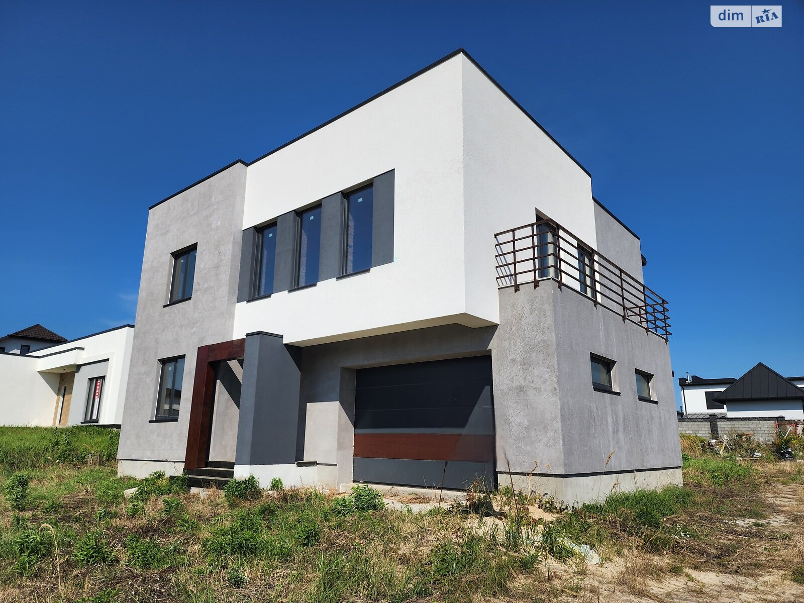 двухэтажный дом с балконом, 200 кв. м, кирпич. Продажа в Ровно район Ювилейный фото 1 двухэтажный дом с балконом, 200 кв. м, кирпич. Продажа в Ровно район Ювилейный фото 1