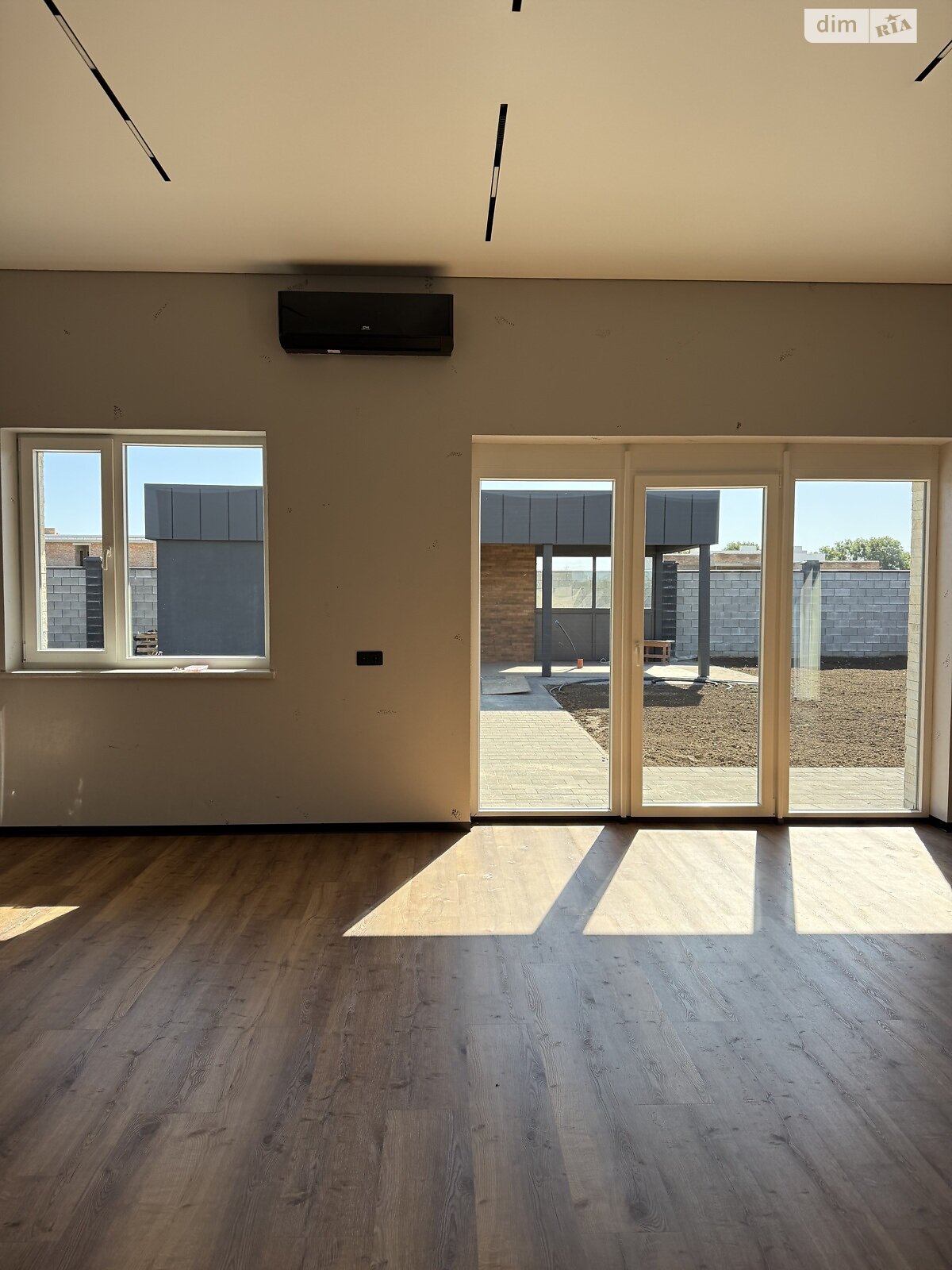 одноэтажный дом беседка, 153 кв. м, кирпич. Продажа в Ровно район Ювилейный фото 1