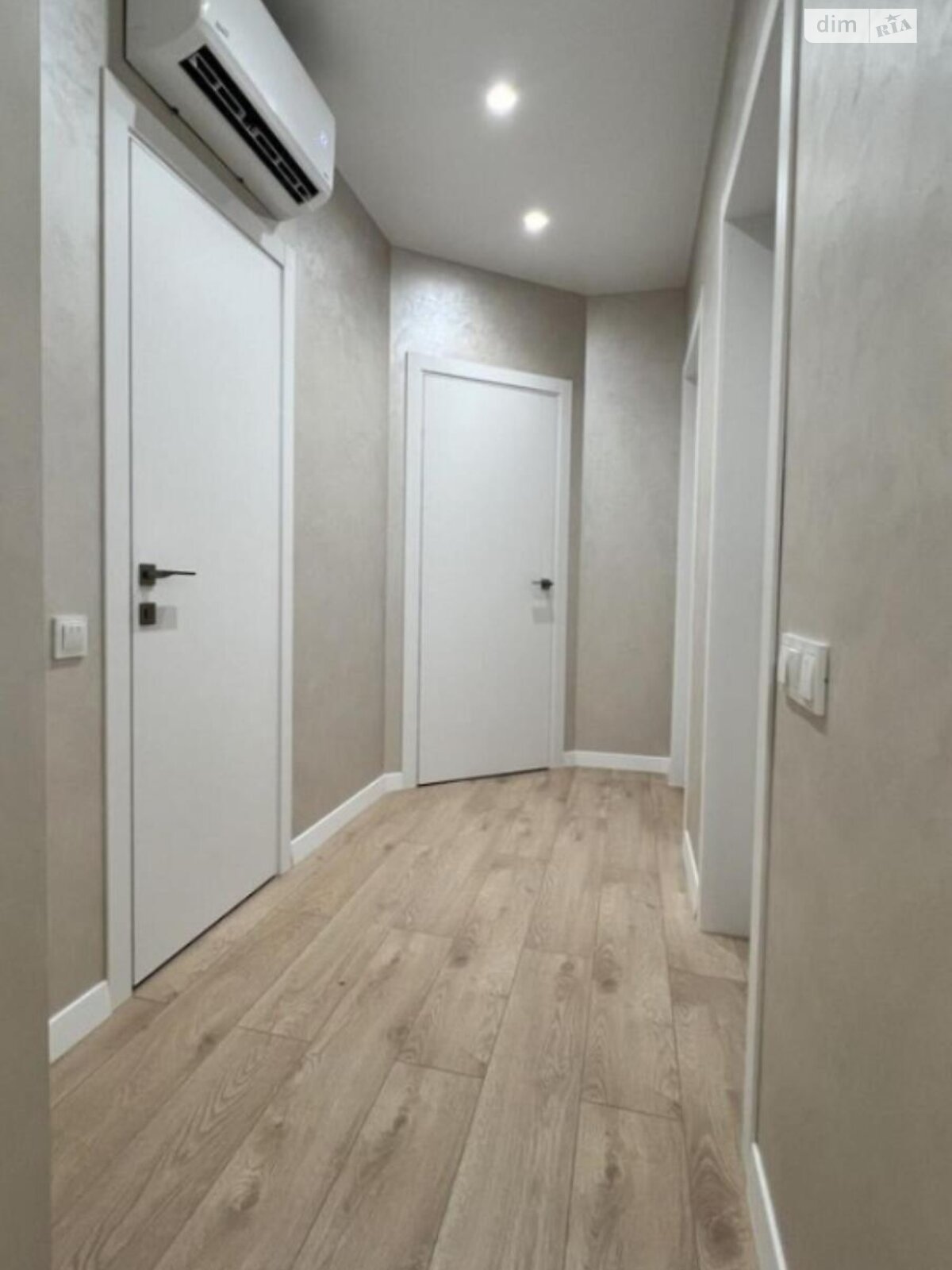 двухэтажный дом, 100 кв. м, кирпич. Продажа в Ровно район Ювилейный фото 1 двухэтажный дом, 100 кв. м, кирпич. Продажа в Ровно район Ювилейный фото 1