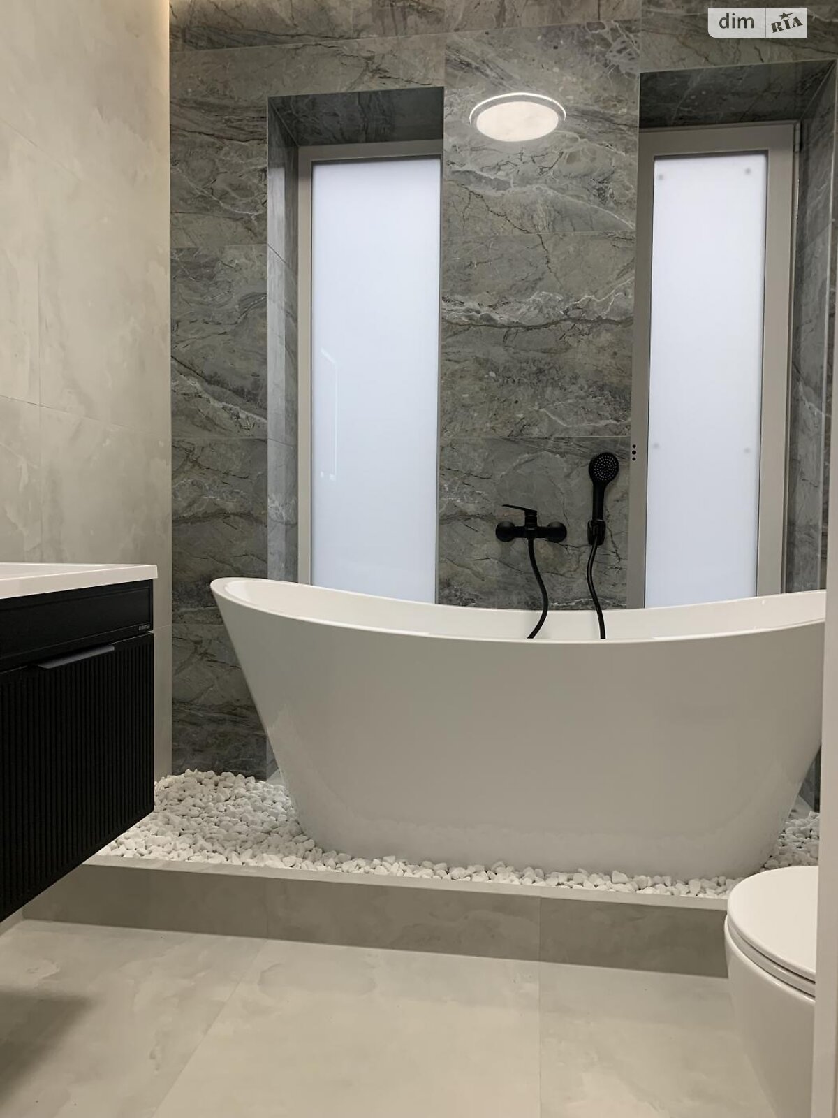 двухэтажный дом, 100 кв. м, кирпич. Продажа в Ровно район Ювилейный фото 1 двухэтажный дом, 100 кв. м, кирпич. Продажа в Ровно район Ювилейный фото 1