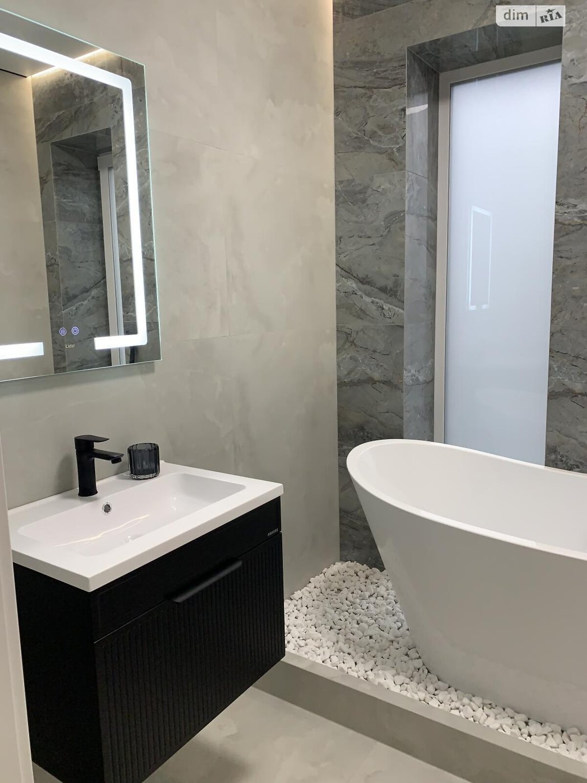 двухэтажный дом, 100 кв. м, кирпич. Продажа в Ровно район Ювилейный фото 1 двухэтажный дом, 100 кв. м, кирпич. Продажа в Ровно район Ювилейный фото 1