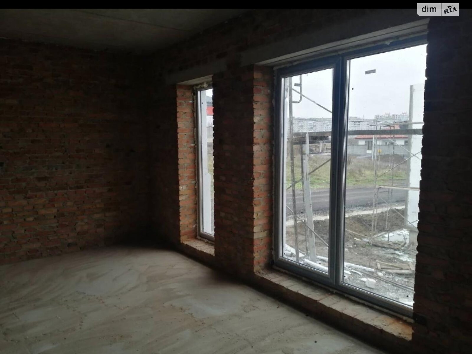 двухэтажный дом, 100 кв. м, кирпич. Продажа в Ровно район Ювилейный фото 1