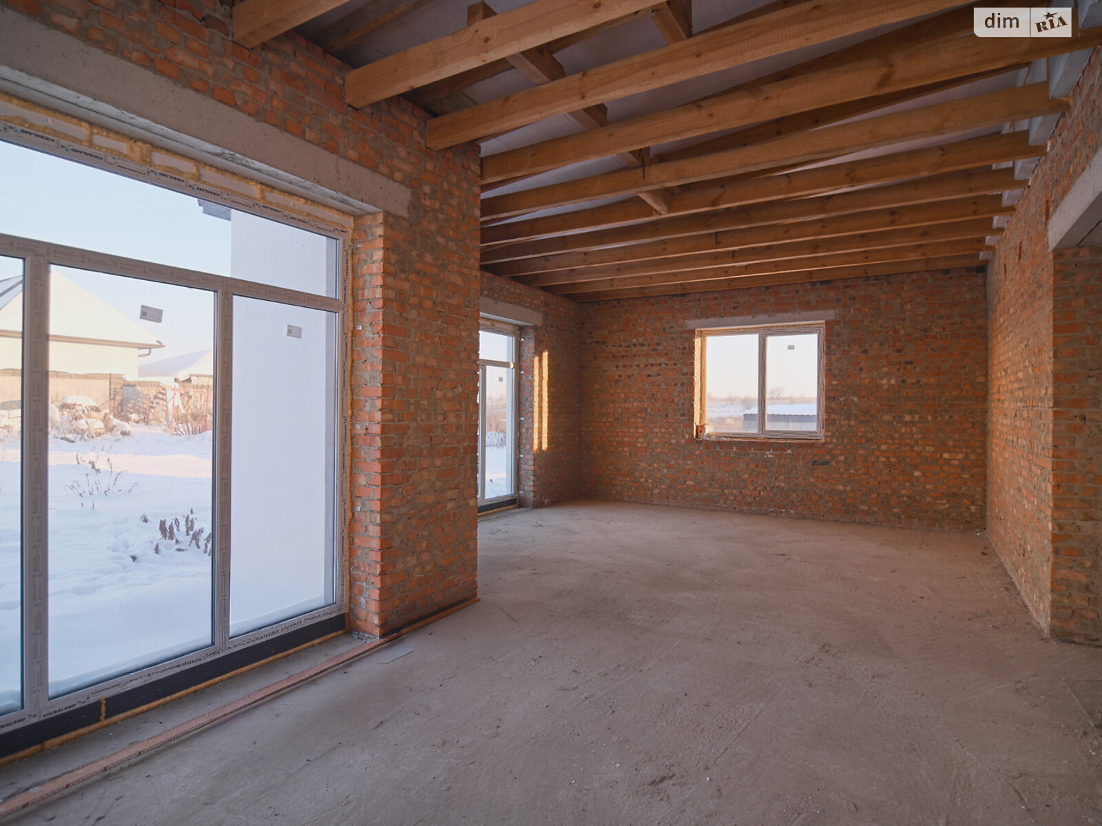 двухэтажный дом с гаражом, 205 кв. м, кирпич. Продажа в Ровно район Ювилейный фото 1