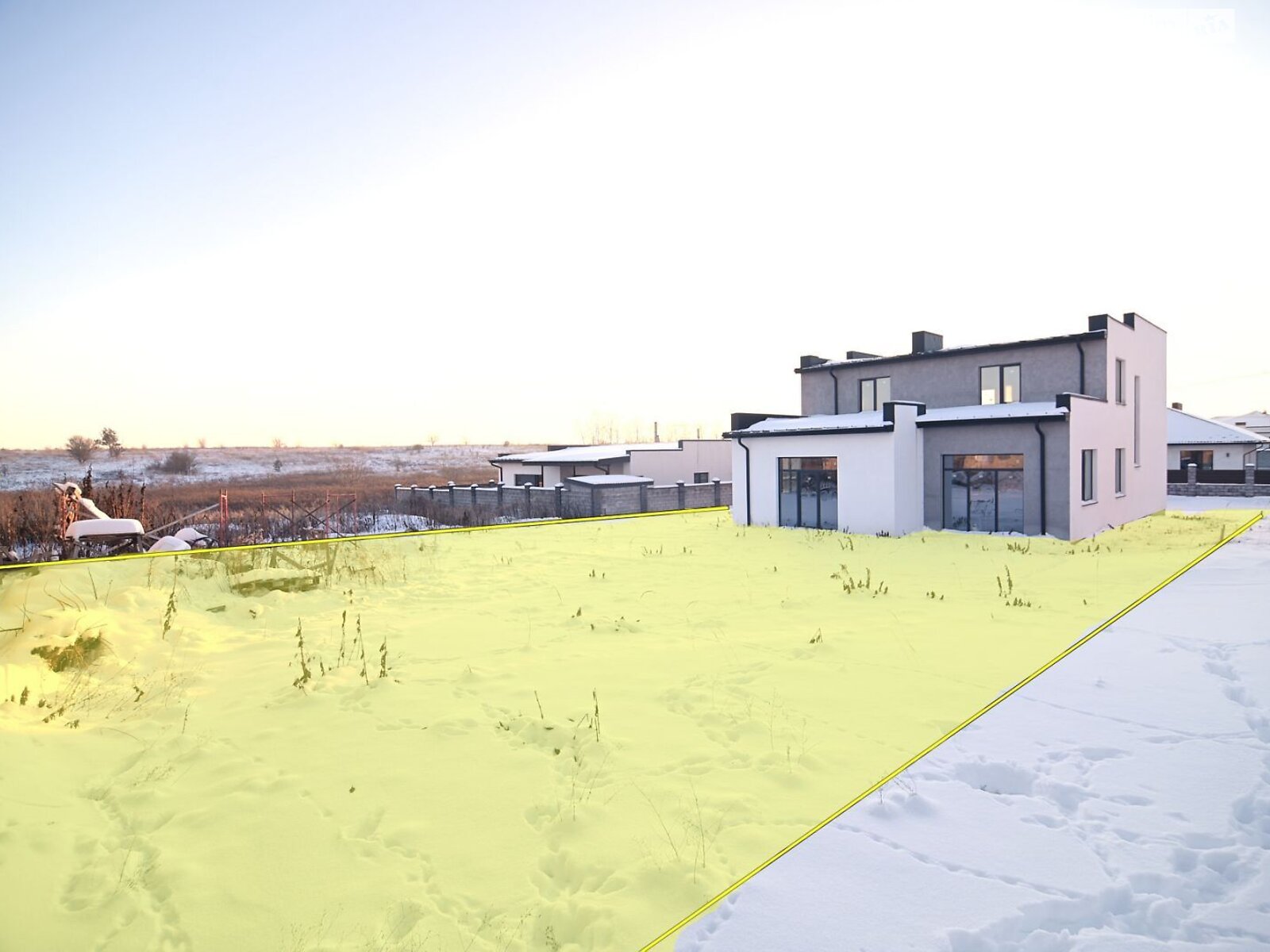 двухэтажный дом с гаражом, 205 кв. м, кирпич. Продажа в Ровно район Ювилейный фото 1