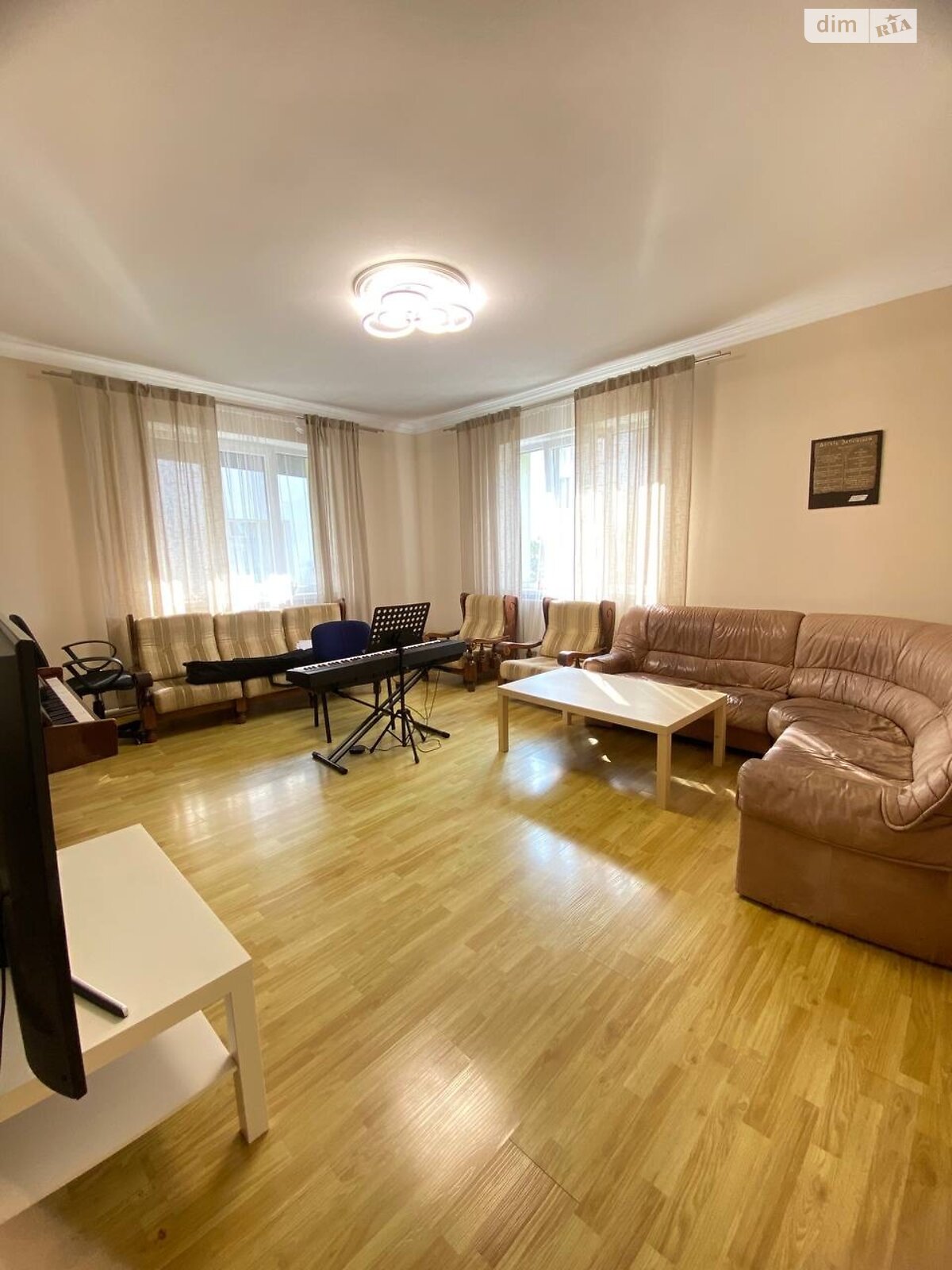 двоповерховий будинок з гаражем, 130 кв. м, цегла. Продаж у Рівному фото 1