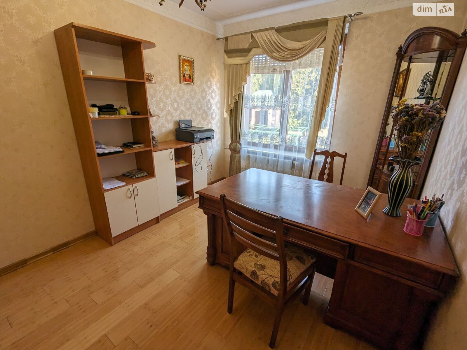 двухэтажный дом с ремонтом, 319 кв. м, кирпич. Продажа в Ровно фото 1 двухэтажный дом с ремонтом, 319 кв. м, кирпич. Продажа в Ровно фото 1