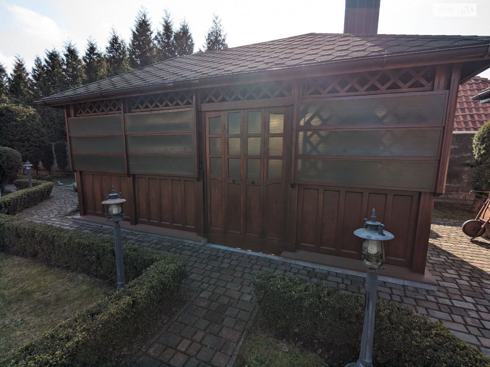 двухэтажный дом с ремонтом, 319 кв. м, кирпич. Продажа в Ровно фото 1 двухэтажный дом с ремонтом, 319 кв. м, кирпич. Продажа в Ровно фото 1