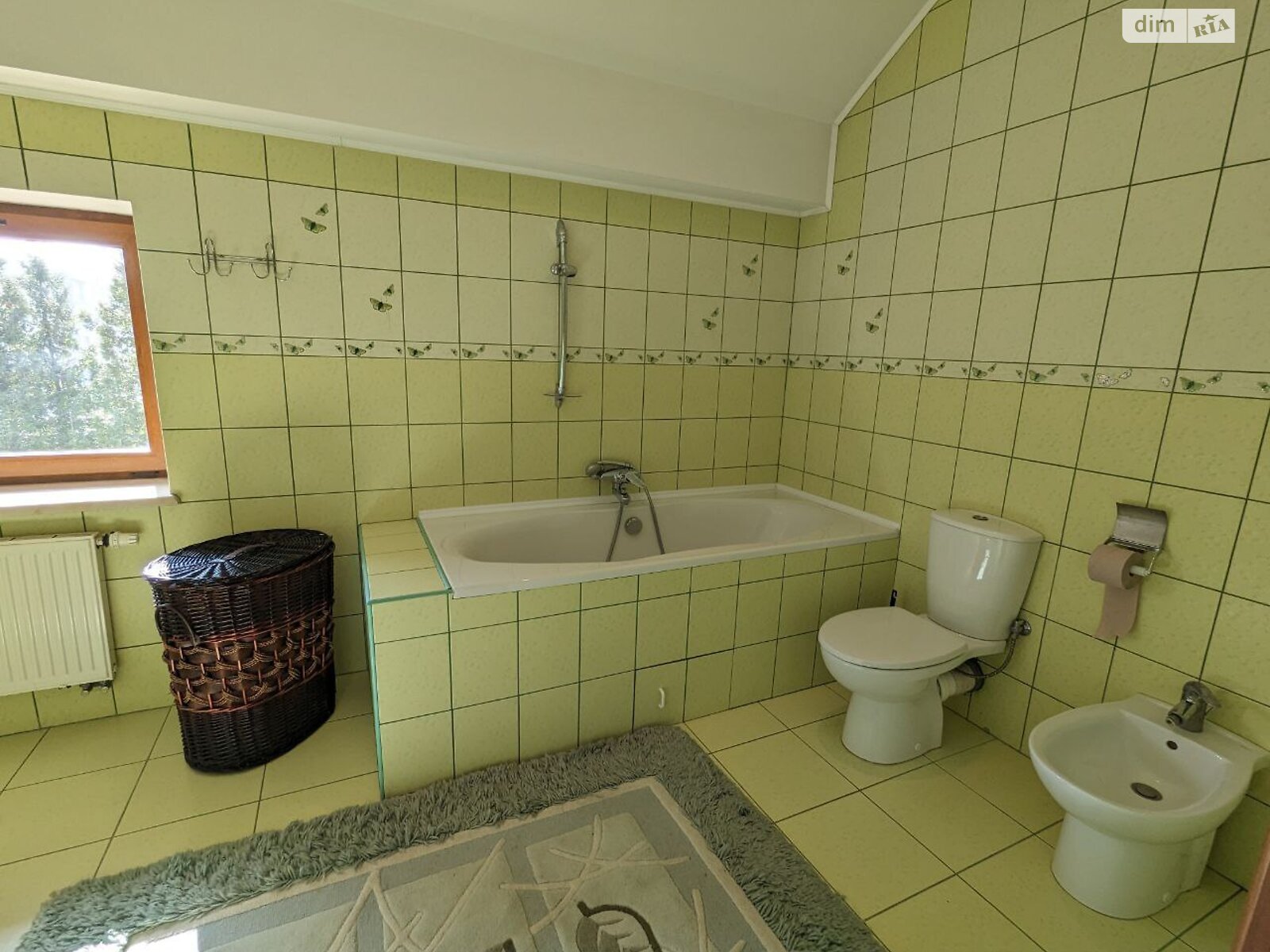 двухэтажный дом с ремонтом, 319 кв. м, кирпич. Продажа в Ровно фото 1 двухэтажный дом с ремонтом, 319 кв. м, кирпич. Продажа в Ровно фото 1