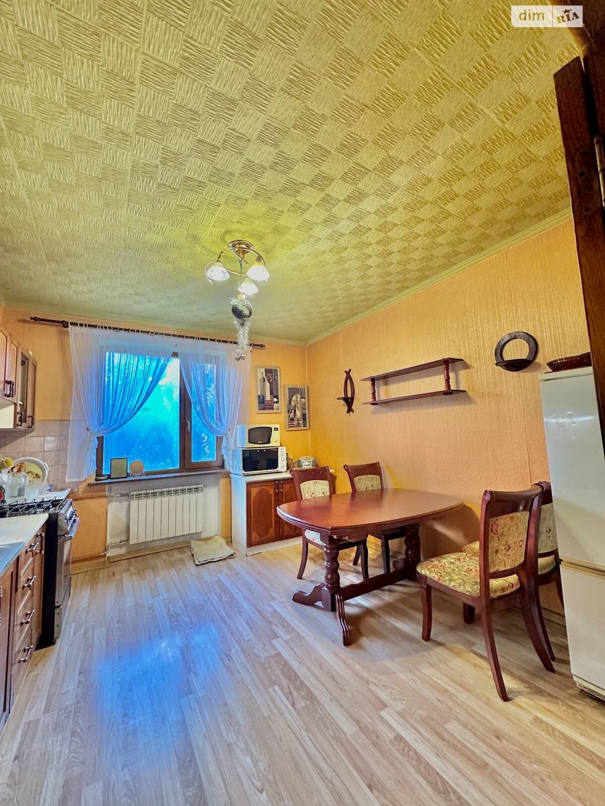 двоповерховий будинок з верандою, 298 кв. м, цегла. Продаж в Рівному, район Золотіїв фото 1