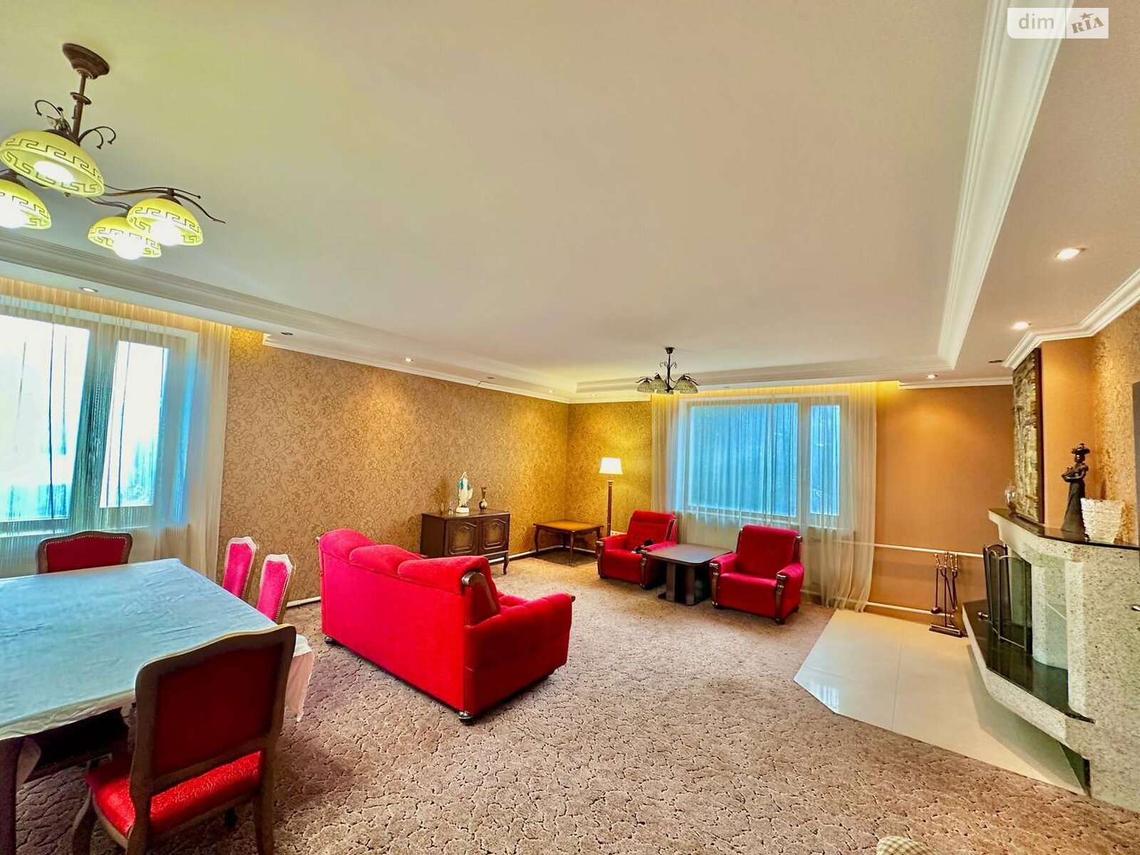 двоповерховий будинок з верандою, 298 кв. м, цегла. Продаж в Рівному, район Золотіїв фото 1