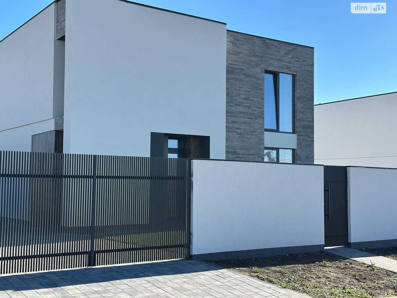 двоповерховий будинок, 166 кв. м, кирпич. Продаж в Рівному, район Зоопарк фото 1 двоповерховий будинок, 166 кв. м, кирпич. Продаж в Рівному, район Зоопарк фото 1