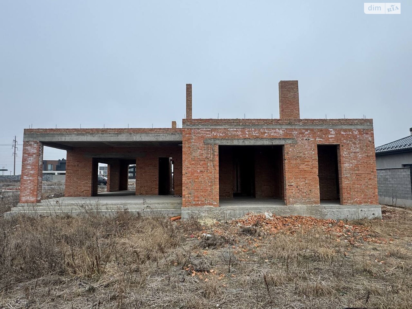 одноэтажный дом с гаражом, 292 кв. м, кирпич. Продажа в Ровно район Зоопарк фото 1 одноэтажный дом с гаражом, 292 кв. м, кирпич. Продажа в Ровно район Зоопарк фото 1
