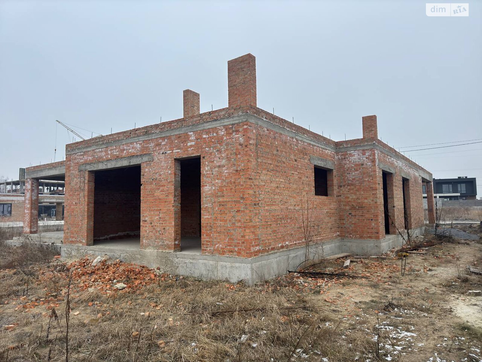 одноэтажный дом с гаражом, 292 кв. м, кирпич. Продажа в Ровно район Зоопарк фото 1 одноэтажный дом с гаражом, 292 кв. м, кирпич. Продажа в Ровно район Зоопарк фото 1