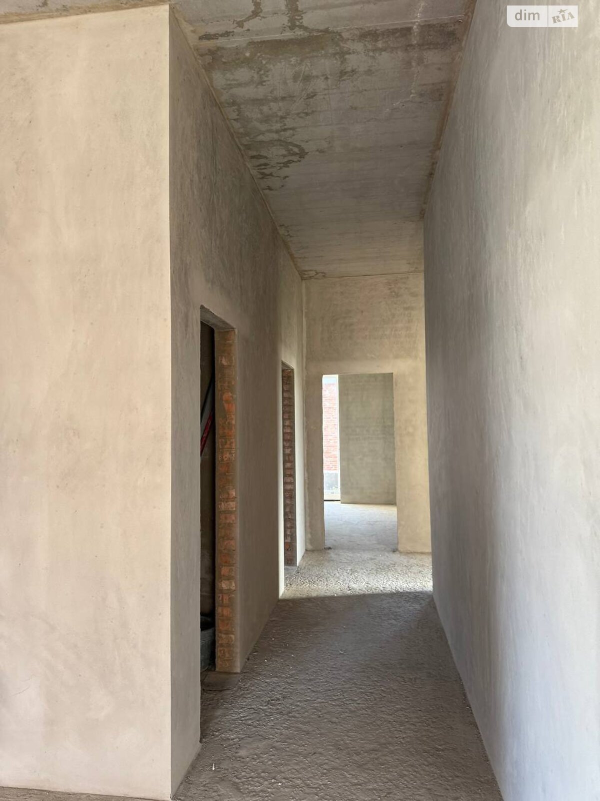 одноповерховий будинок з гаражем, 196 кв. м, кирпич. Продаж в Рівному, район Зоопарк фото 1 одноповерховий будинок з гаражем, 196 кв. м, кирпич. Продаж в Рівному, район Зоопарк фото 1