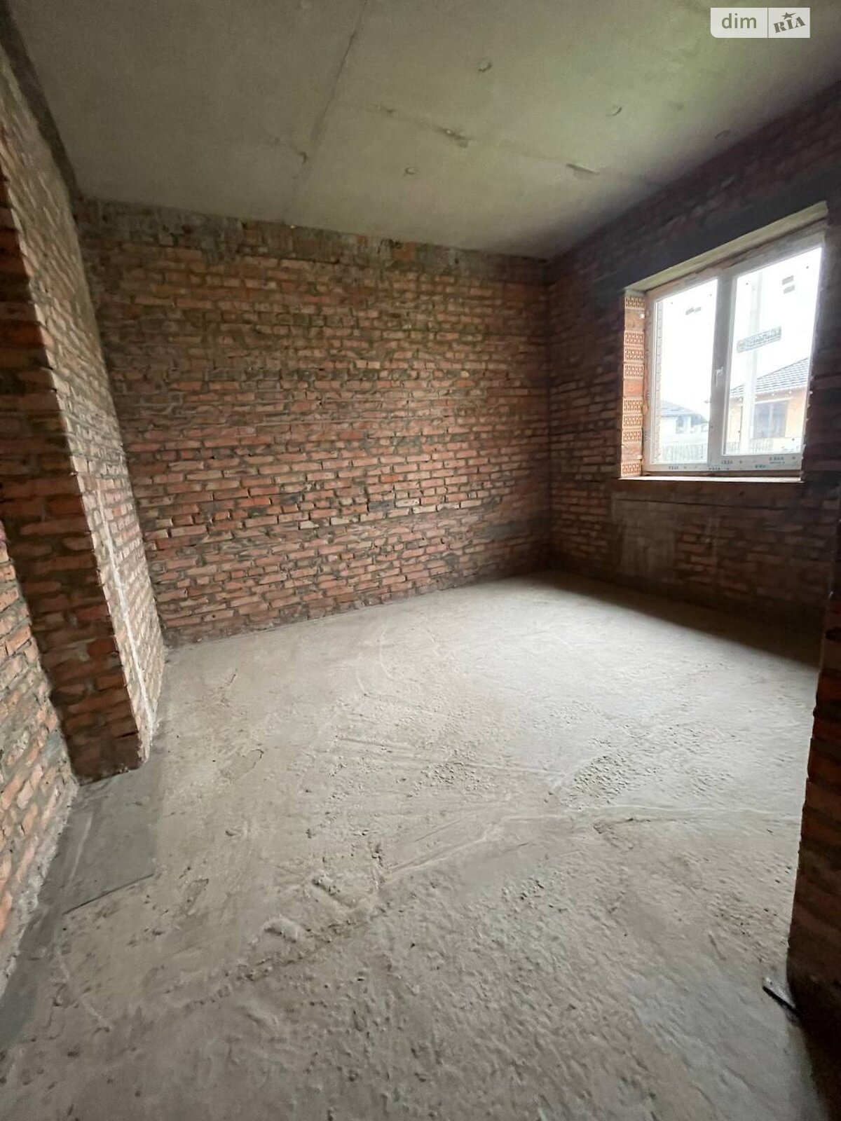 двухэтажный дом с балконом, 200 кв. м, кирпич. Продажа в Белой Кринице фото 1 двухэтажный дом с балконом, 200 кв. м, кирпич. Продажа в Белой Кринице фото 1