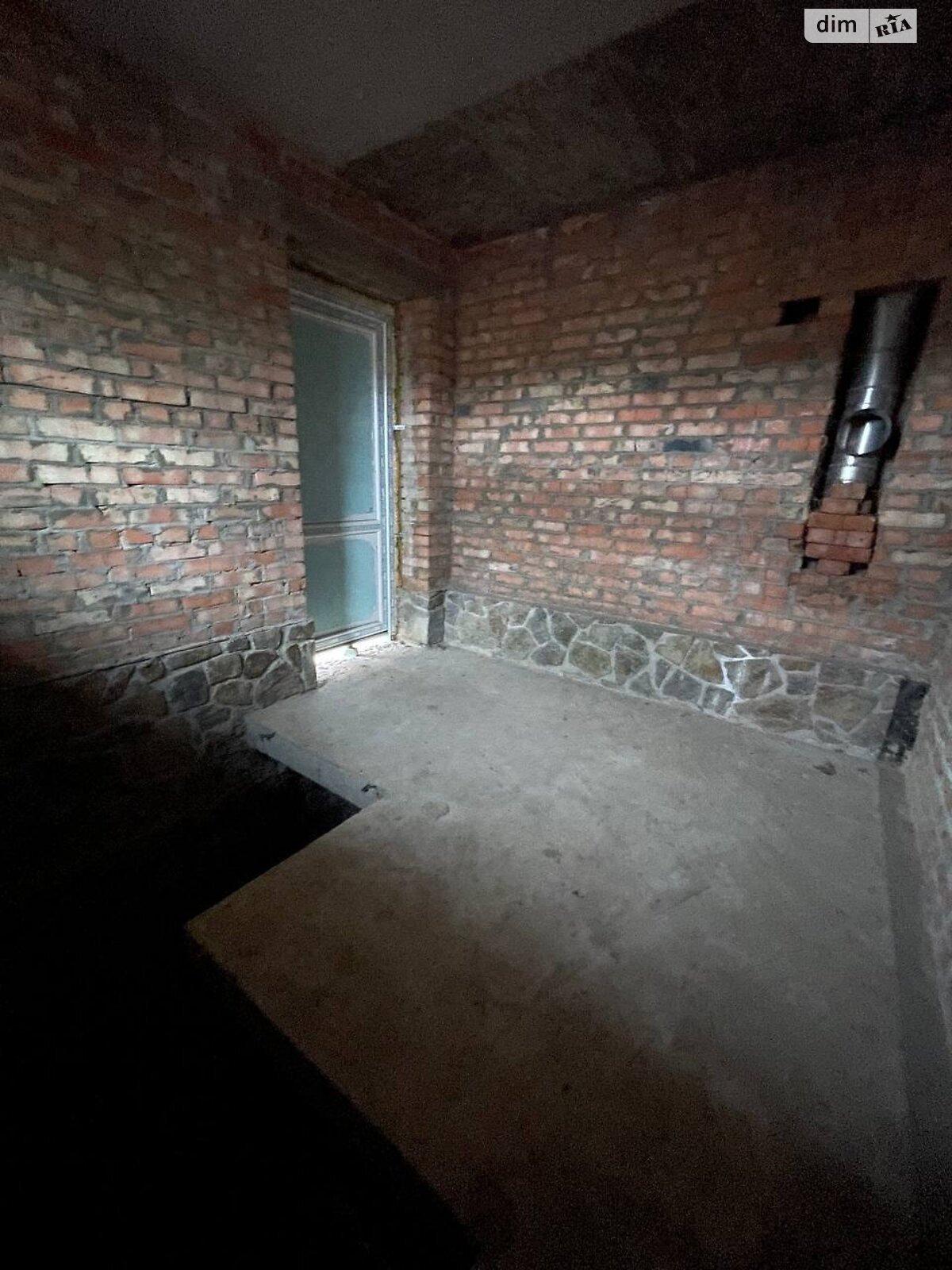 двухэтажный дом с балконом, 200 кв. м, кирпич. Продажа в Белой Кринице фото 1 двухэтажный дом с балконом, 200 кв. м, кирпич. Продажа в Белой Кринице фото 1