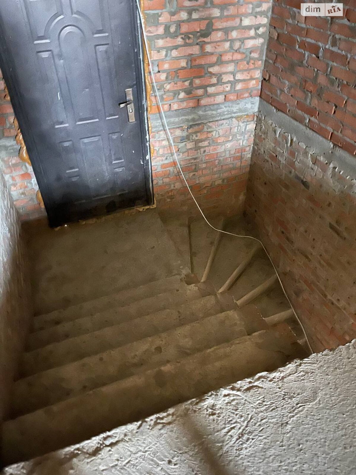 двухэтажный дом с балконом, 200 кв. м, кирпич. Продажа в Белой Кринице фото 1 двухэтажный дом с балконом, 200 кв. м, кирпич. Продажа в Белой Кринице фото 1