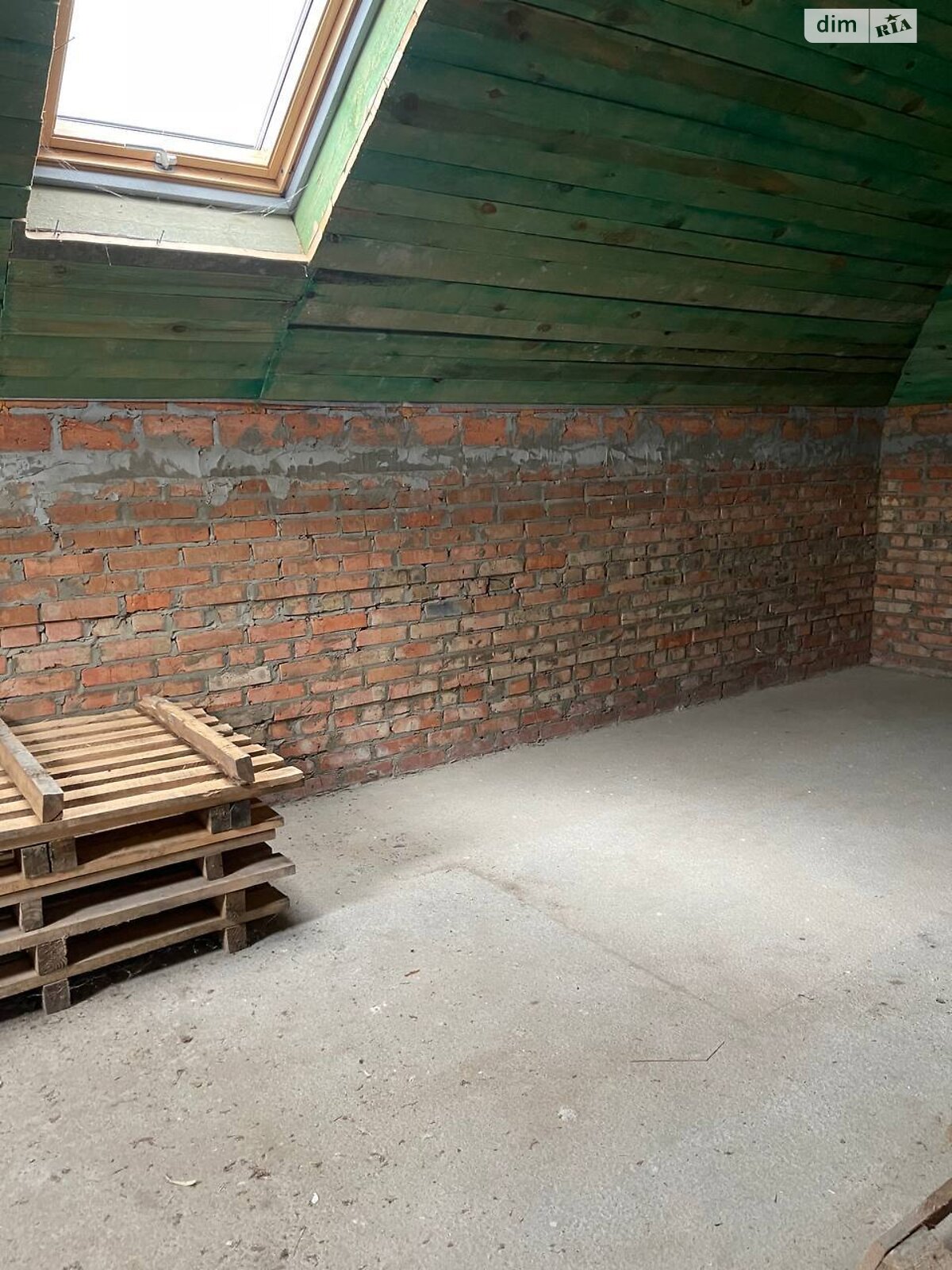 двухэтажный дом с балконом, 200 кв. м, кирпич. Продажа в Белой Кринице фото 1 двухэтажный дом с балконом, 200 кв. м, кирпич. Продажа в Белой Кринице фото 1