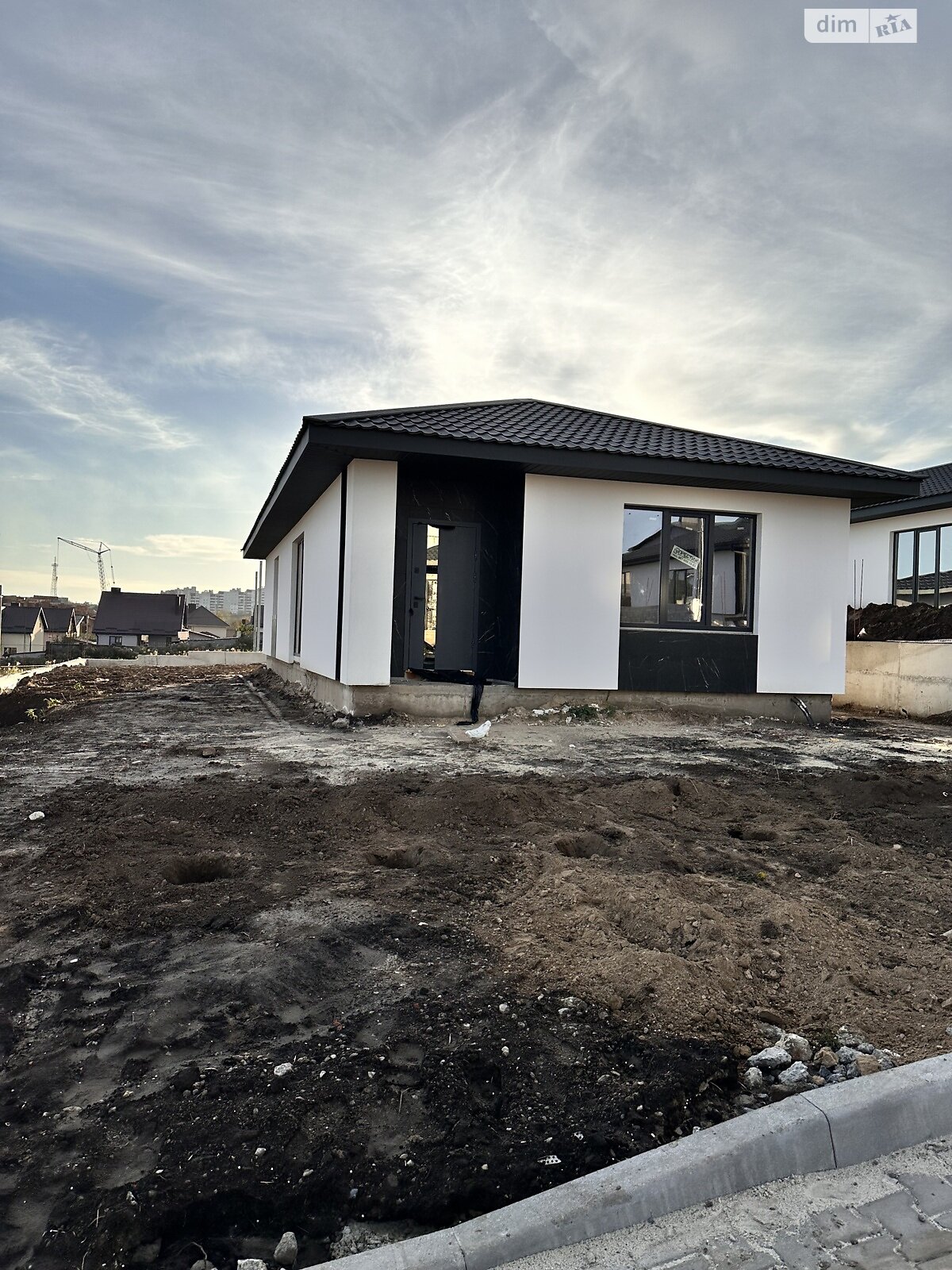 одноповерховий будинок, 95 кв. м, цегла. Продаж у Рівному фото 1 одноповерховий будинок, 95 кв. м, цегла. Продаж у Рівному фото 1