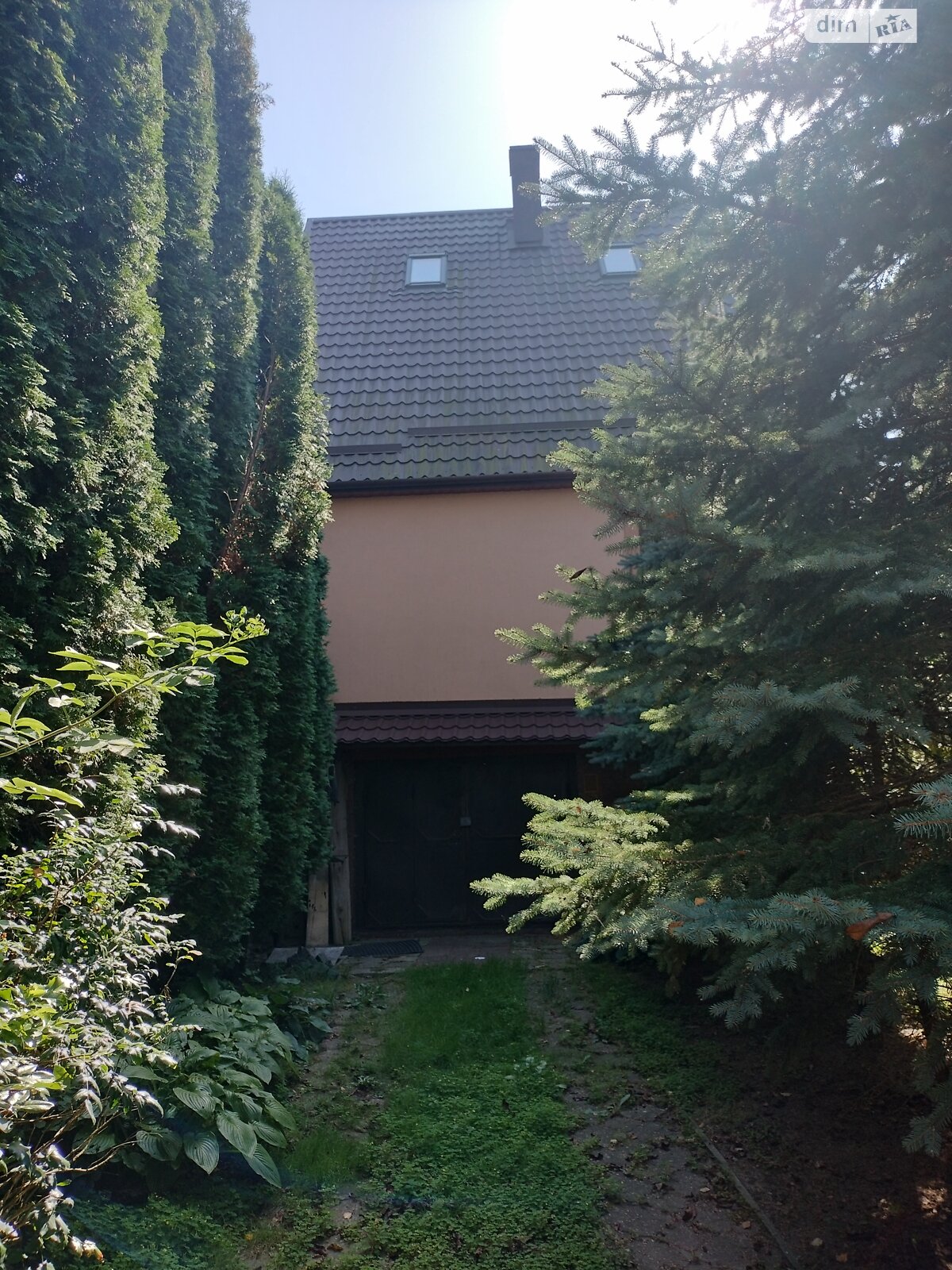 триповерховий будинок бесідка, 140 кв. м, цегла. Продаж у Рівному фото 1 триповерховий будинок бесідка, 140 кв. м, цегла. Продаж у Рівному фото 1