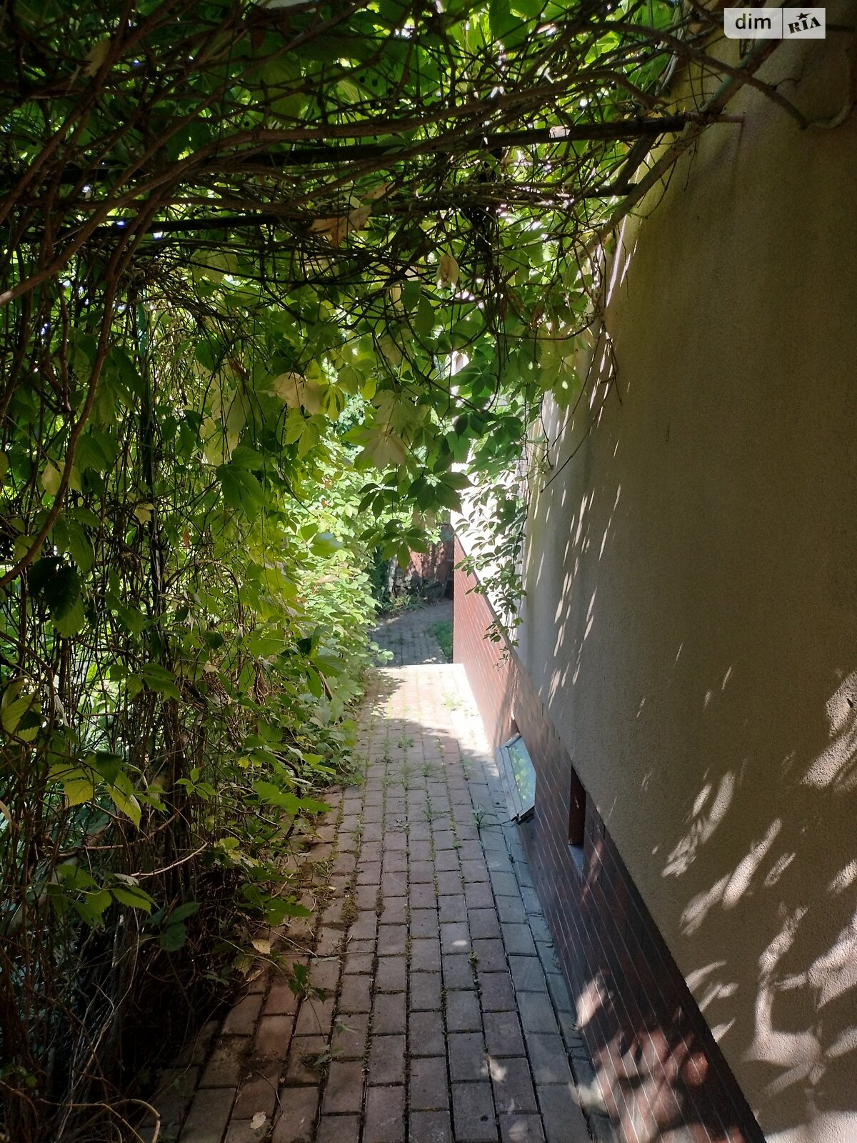 триповерховий будинок бесідка, 140 кв. м, цегла. Продаж у Рівному фото 1 триповерховий будинок бесідка, 140 кв. м, цегла. Продаж у Рівному фото 1