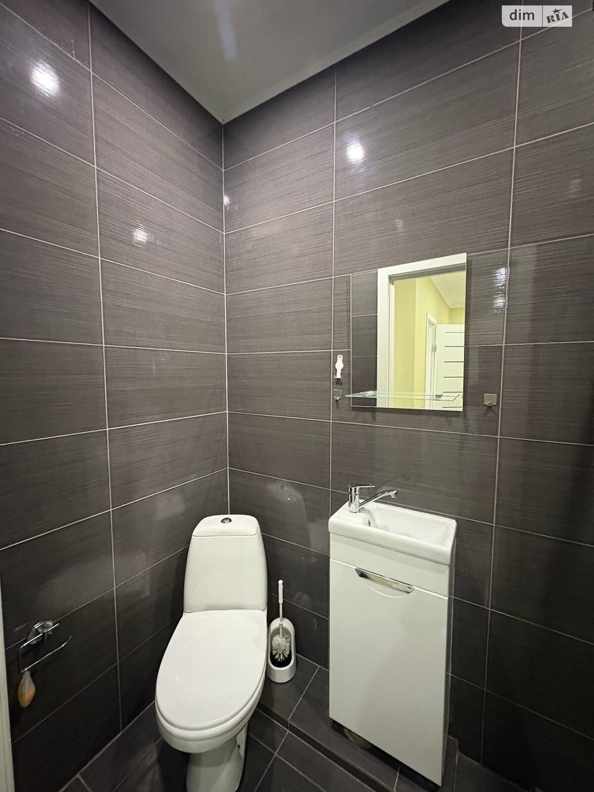 одноповерховий будинок з гаражем, 226 кв. м, цегла. Продаж у Рівному фото 1