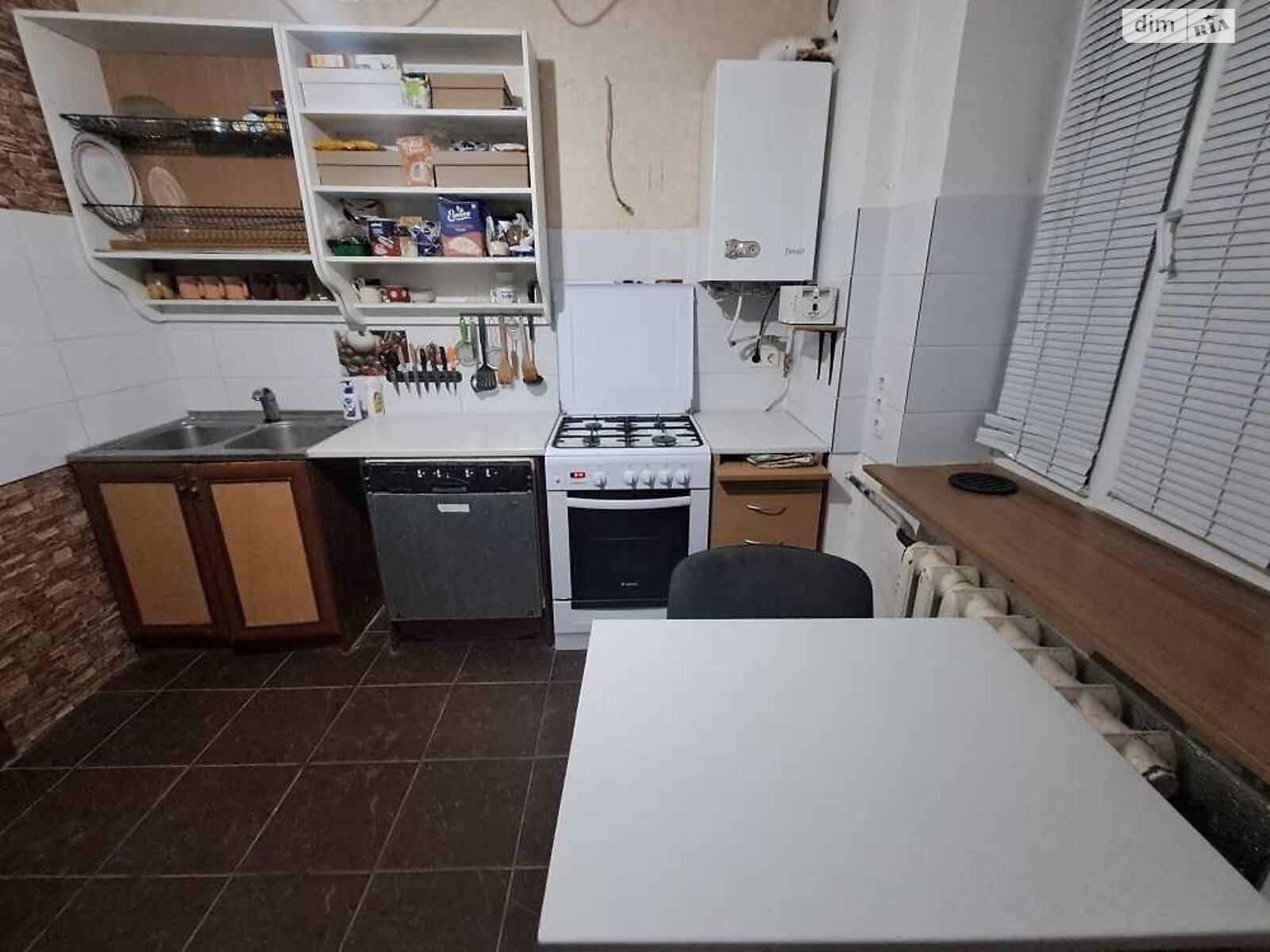 триповерховий будинок, 214 кв. м, кирпич. Продаж у Розкішній фото 1