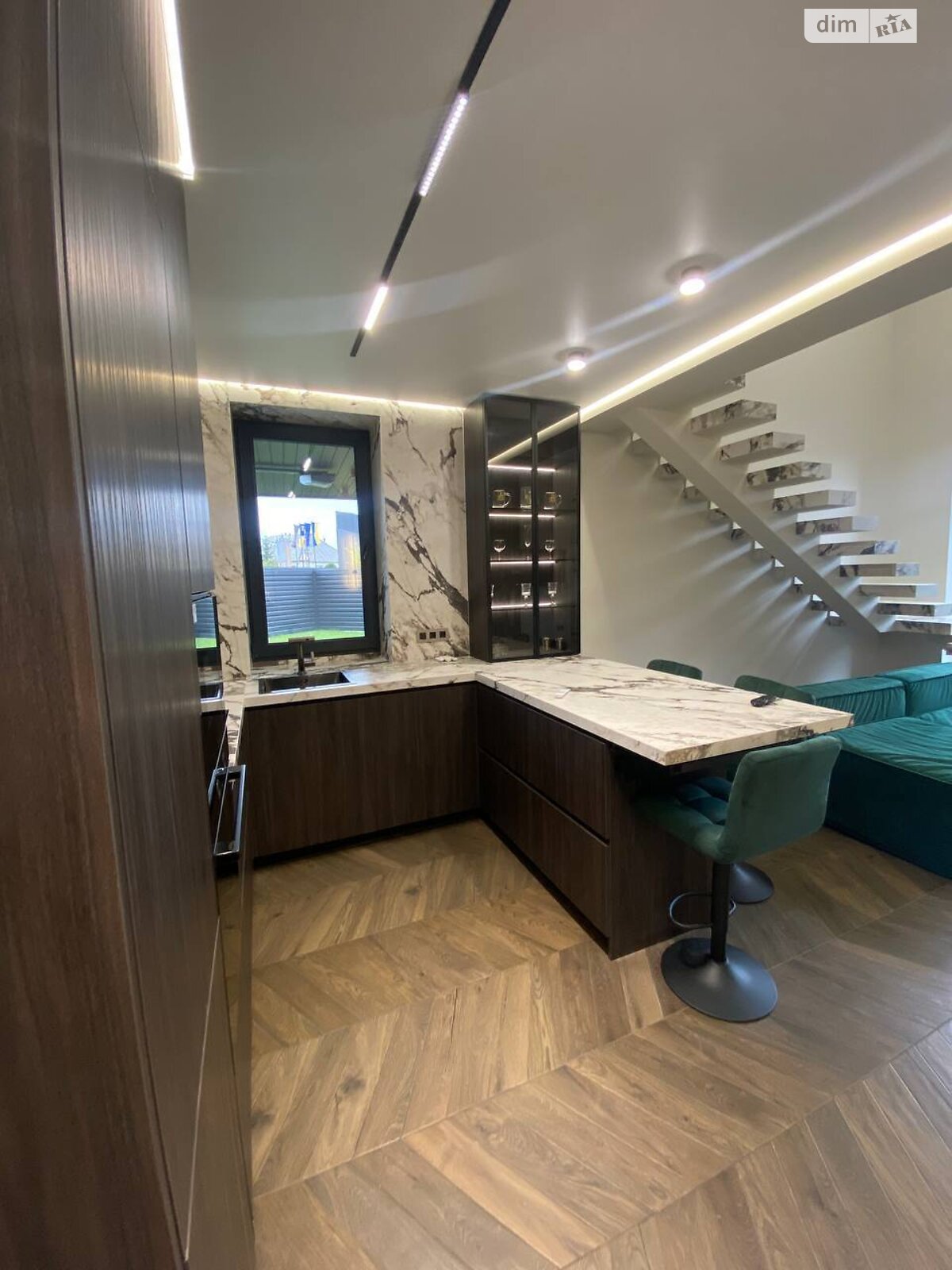 двоповерховий будинок з опаленням, 162 кв. м, цегла. Продаж у Розівці фото 1 двоповерховий будинок з опаленням, 162 кв. м, цегла. Продаж у Розівці фото 1