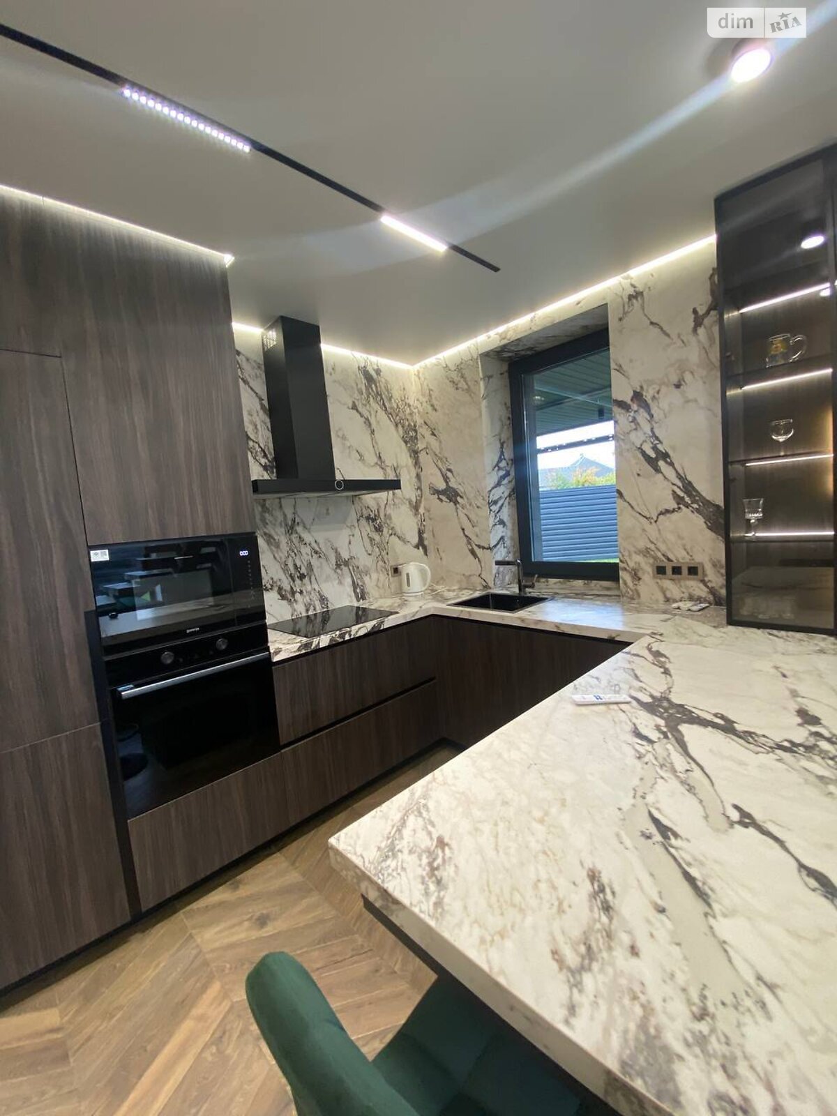 двоповерховий будинок з опаленням, 162 кв. м, цегла. Продаж у Розівці фото 1 двоповерховий будинок з опаленням, 162 кв. м, цегла. Продаж у Розівці фото 1