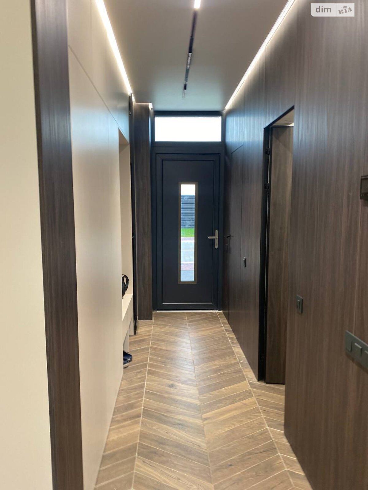 двоповерховий будинок з опаленням, 162 кв. м, цегла. Продаж у Розівці фото 1 двоповерховий будинок з опаленням, 162 кв. м, цегла. Продаж у Розівці фото 1