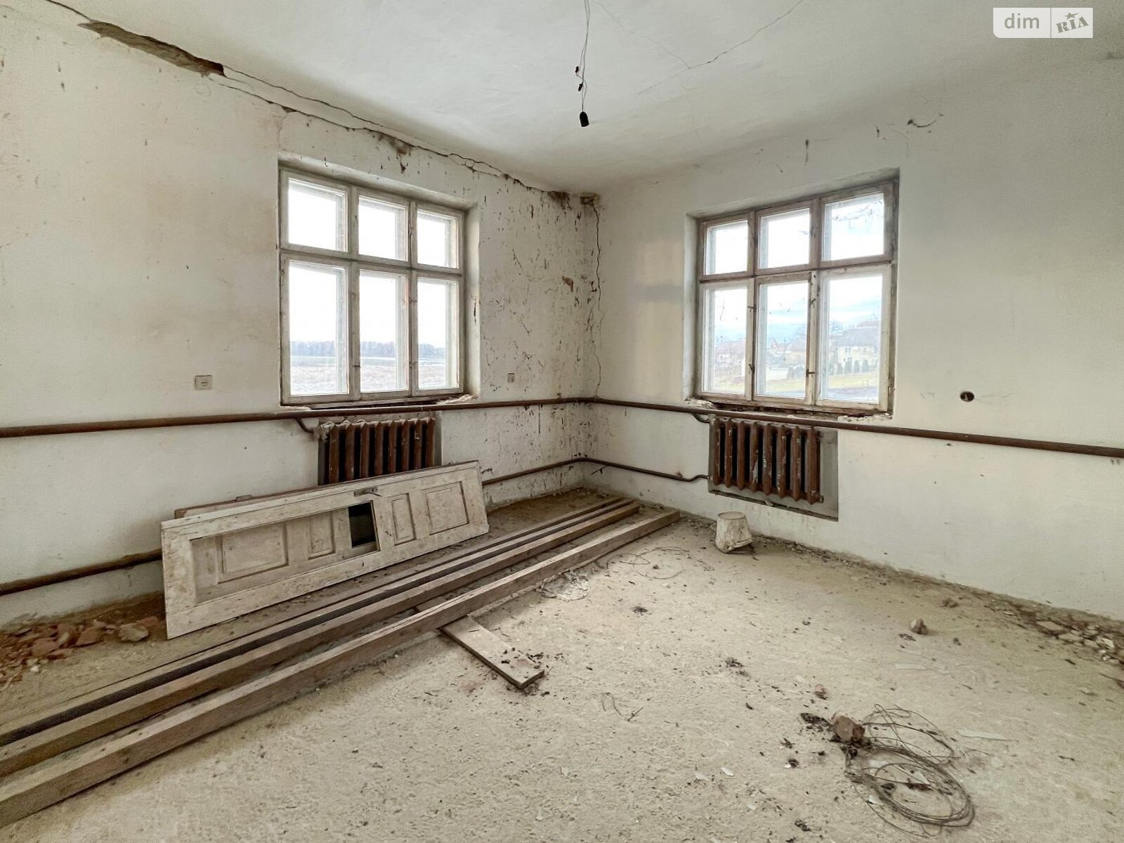 двухэтажный дом с отоплением, 166 кв. м, кирпич. Продажа в Рудках фото 1